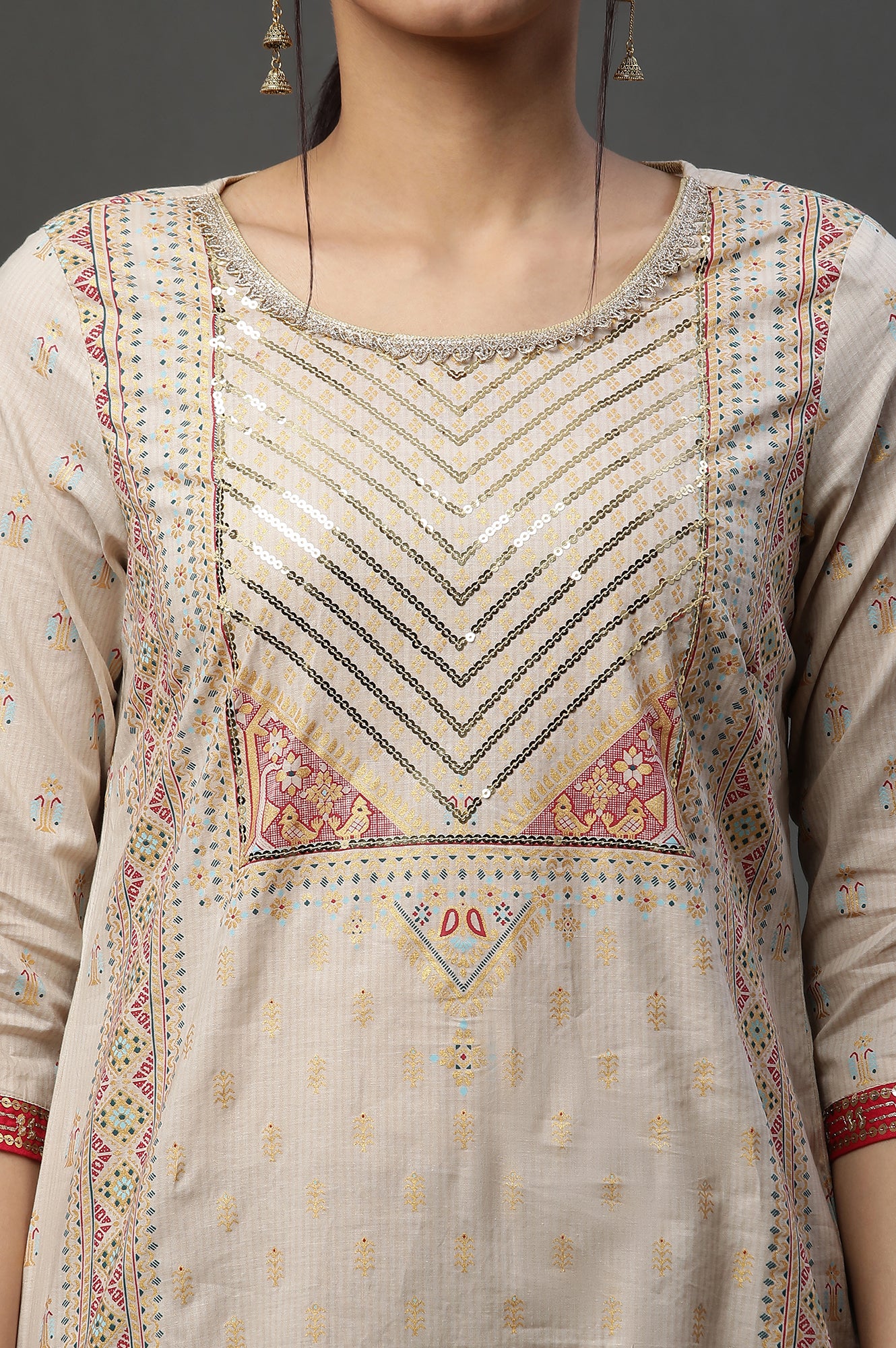 Beige Embellished Festive Kurta - Image 6