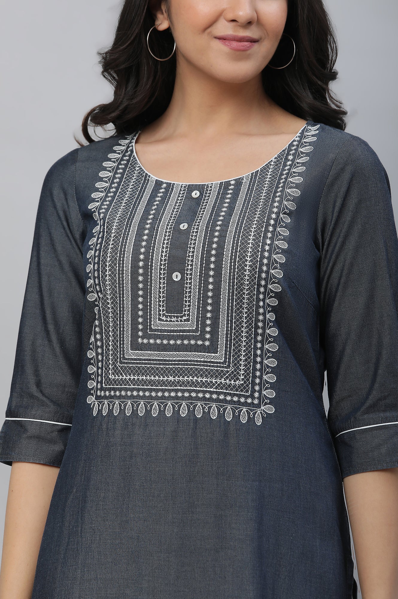 Black Denim Embroidered Kurta - Image 6