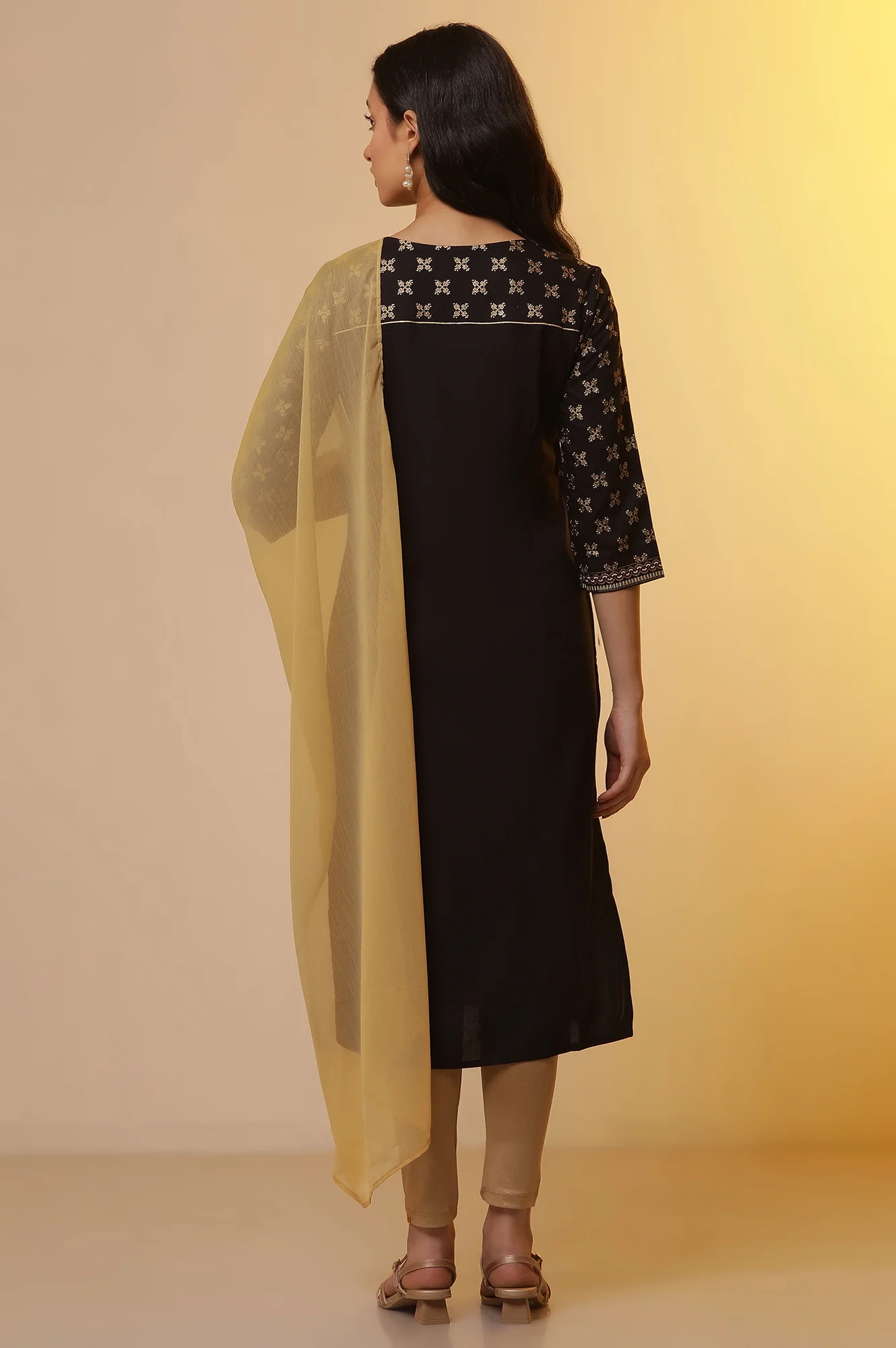 Black Ethnic Printed Kurta, Tights and Dupatta Set - Image 4