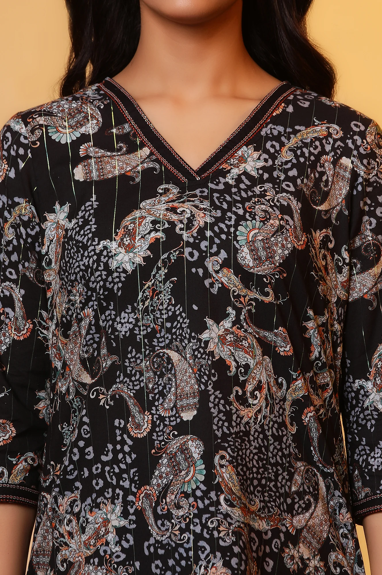 Black Floral Printed Kurti - Image 6