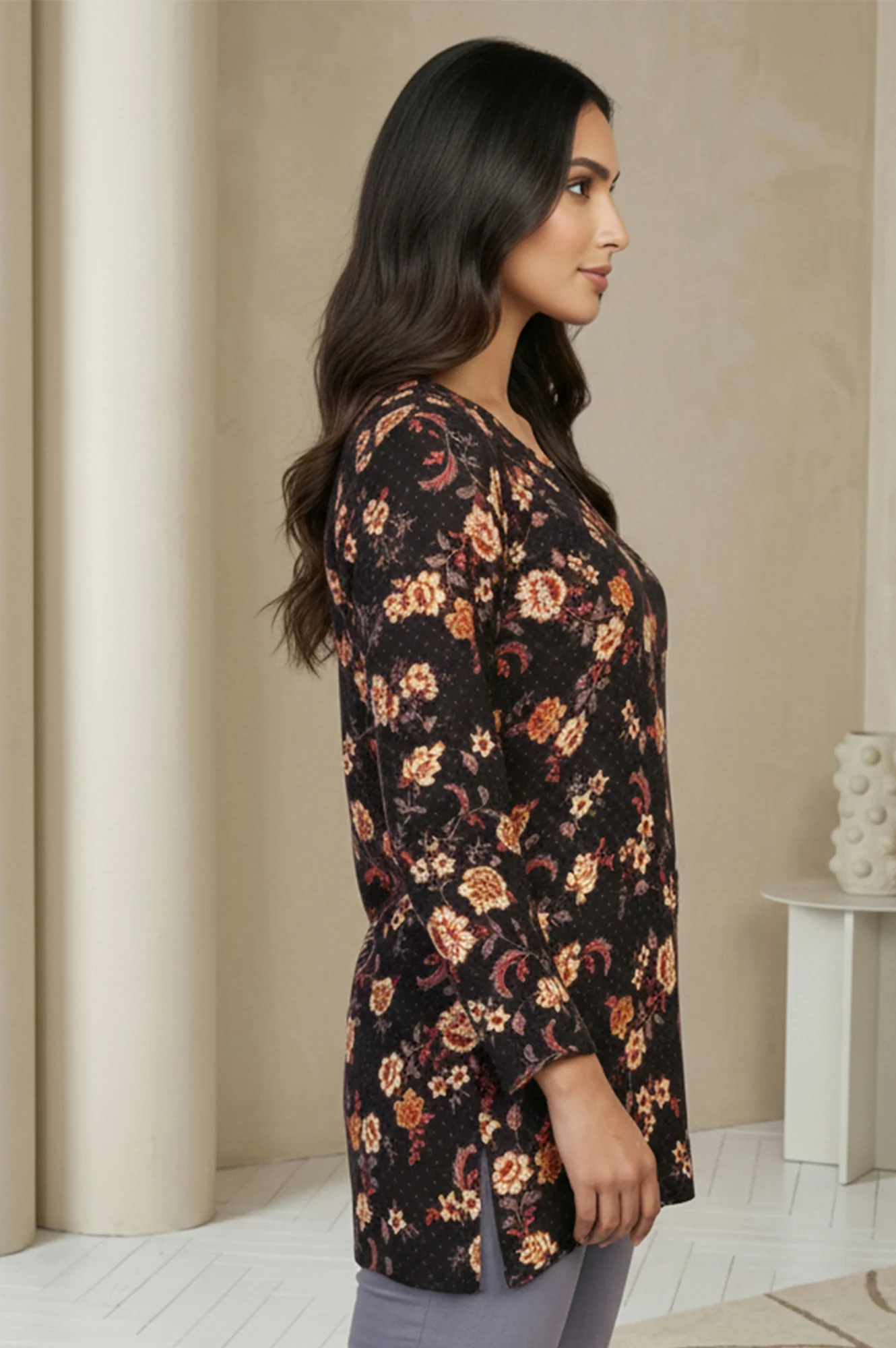 Black Floral Printed Straight Top - Image 5