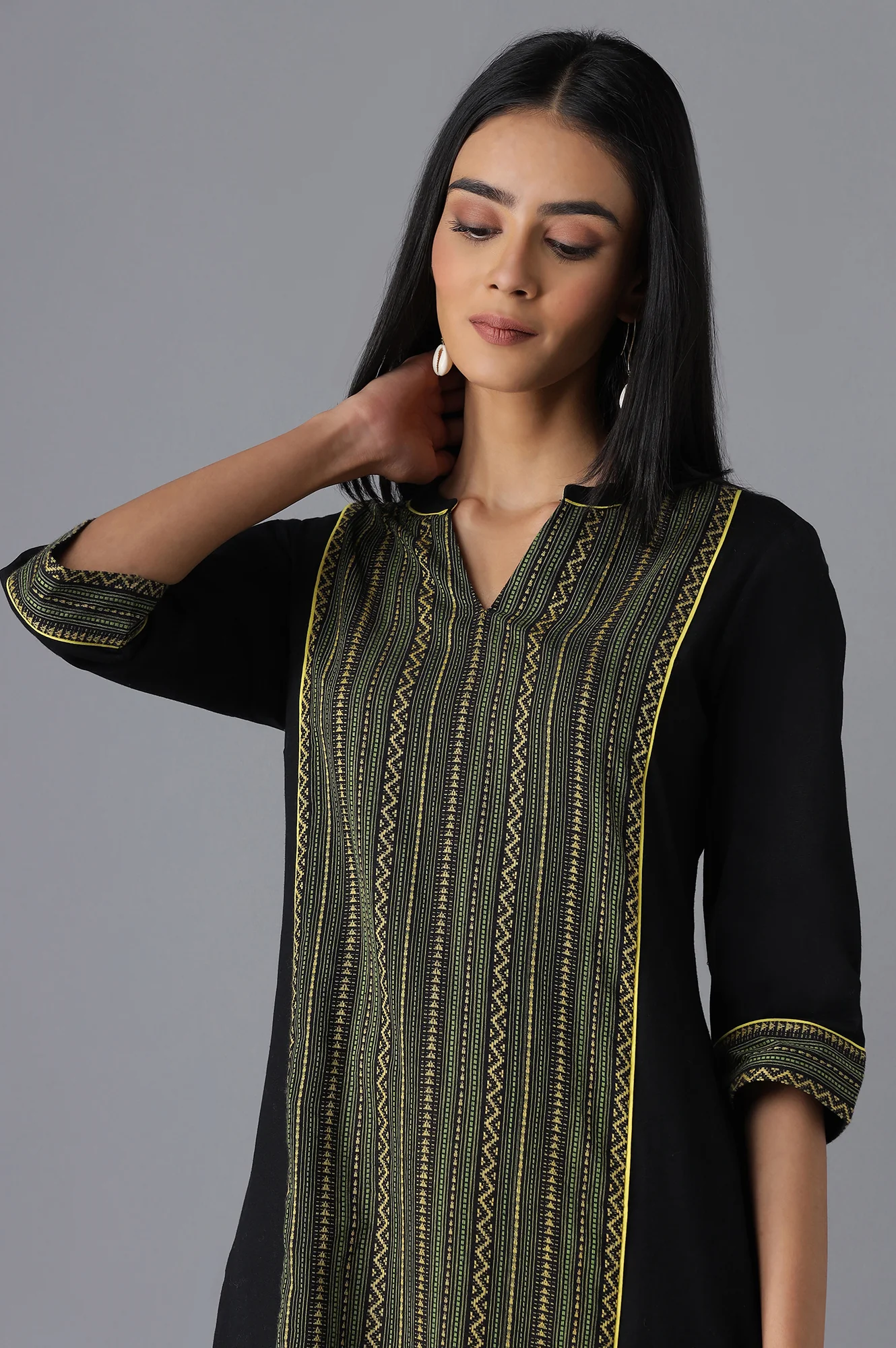 Black Geometric Printed Pure Cotton Straight Kurta and Palazzo Co-ord Set - Image 2