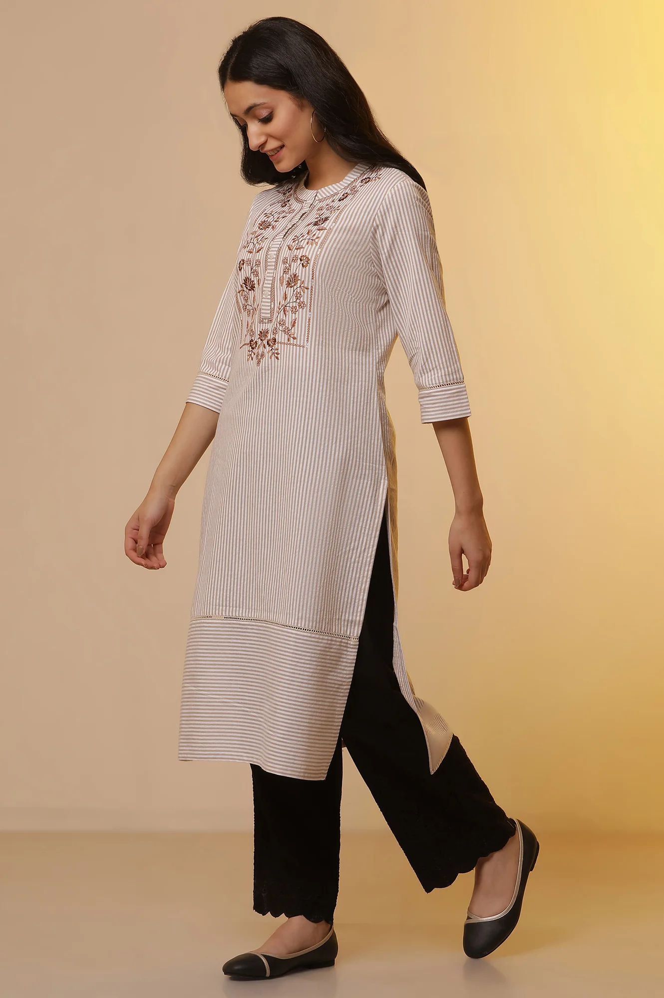 Black Schiffli Narrow Palazzo Pants - Image 5