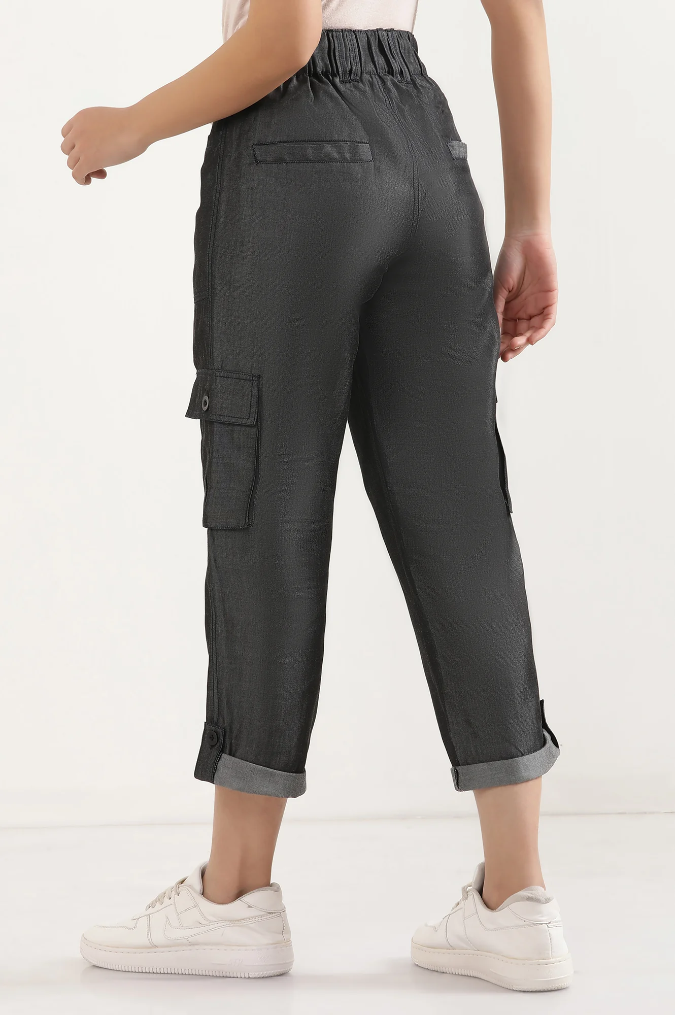 Black Solid Straight Fit Lyocell Pants With Elasticated Waist - Image 4