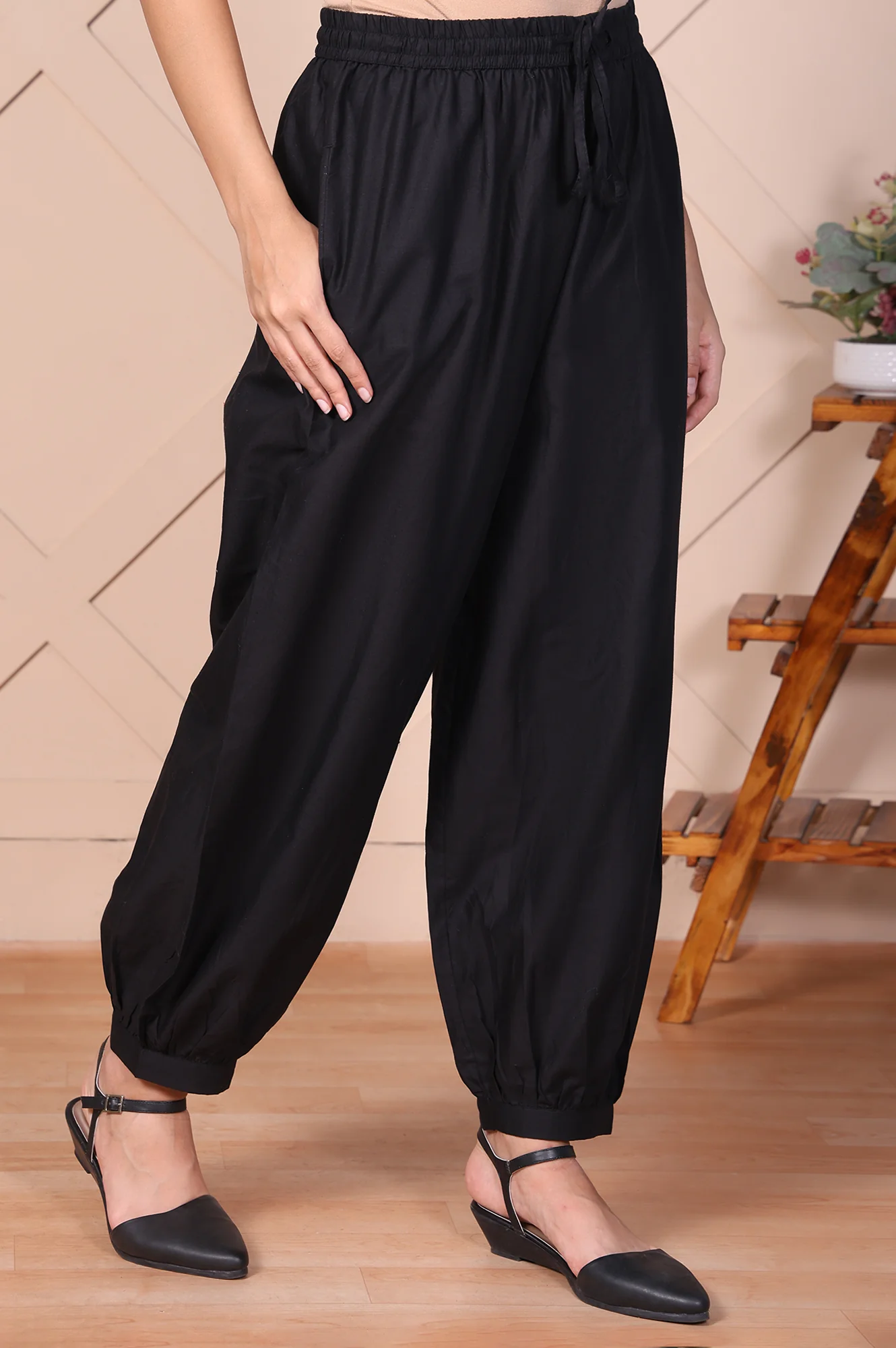 Black Solid Harem Pants - Image 3