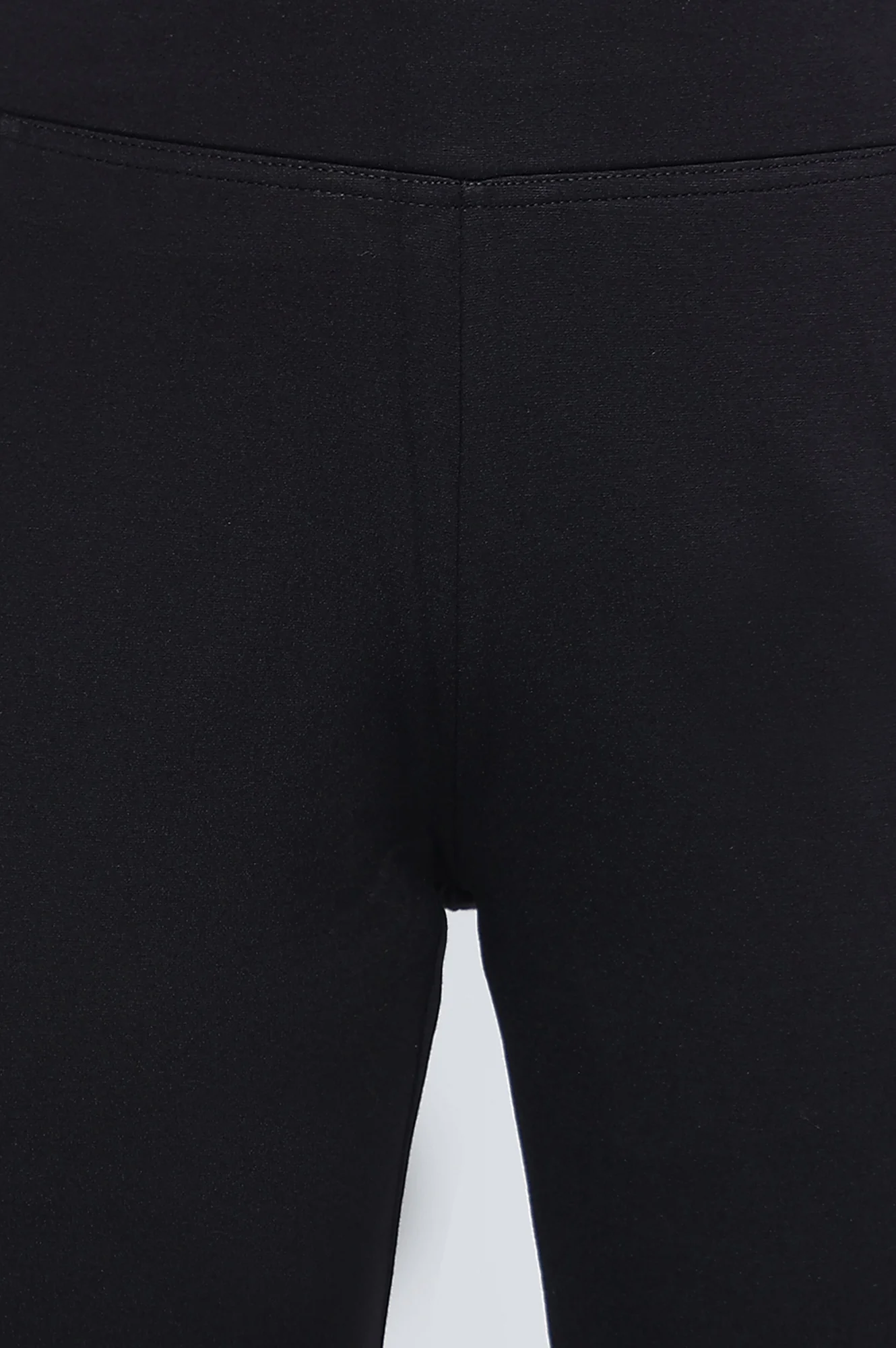 Black Solid Mid Rise Tights in Ankle Length - Image 2