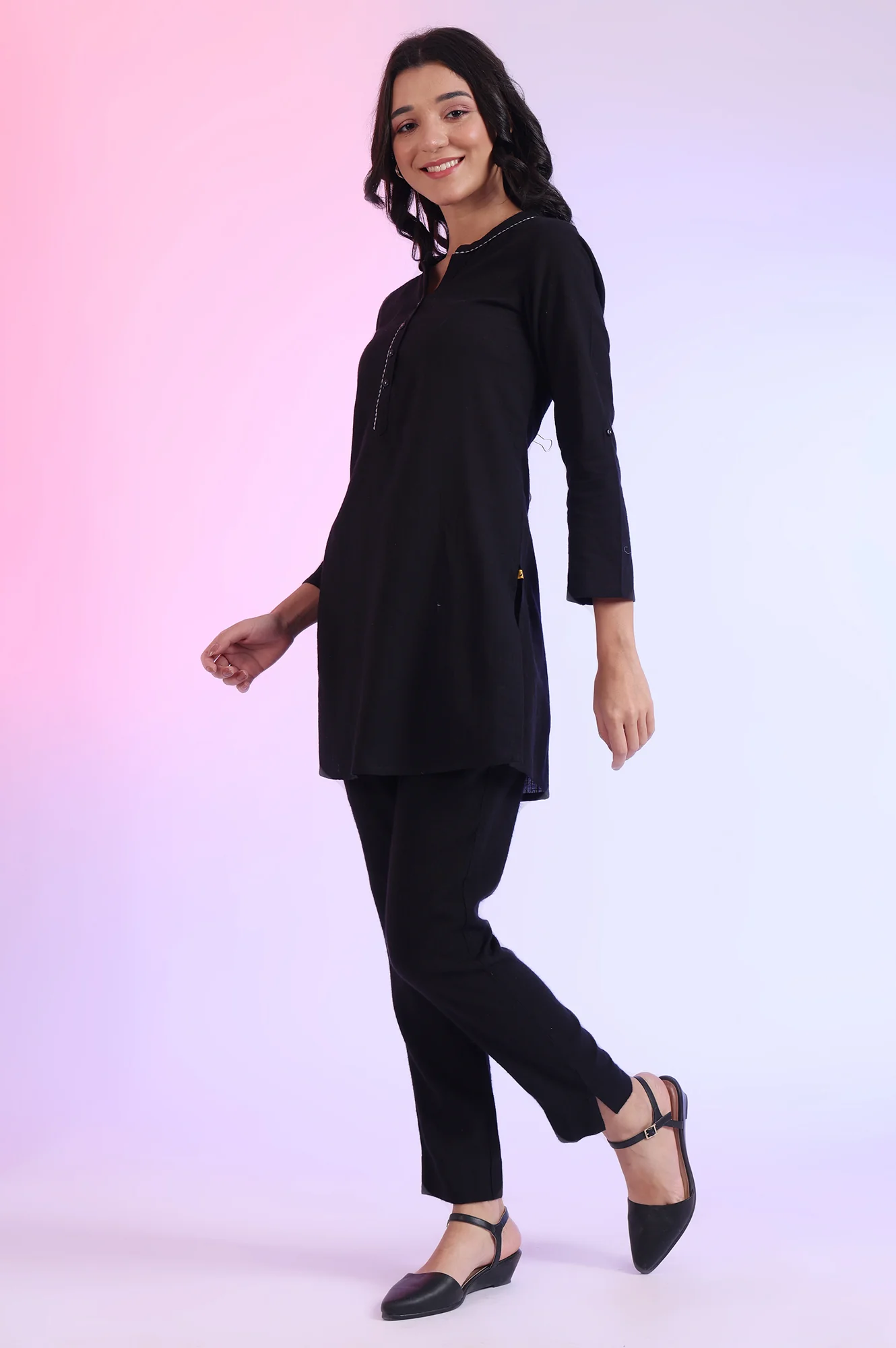 Black Solid Straight Pure Cotton Kurti - Image 5