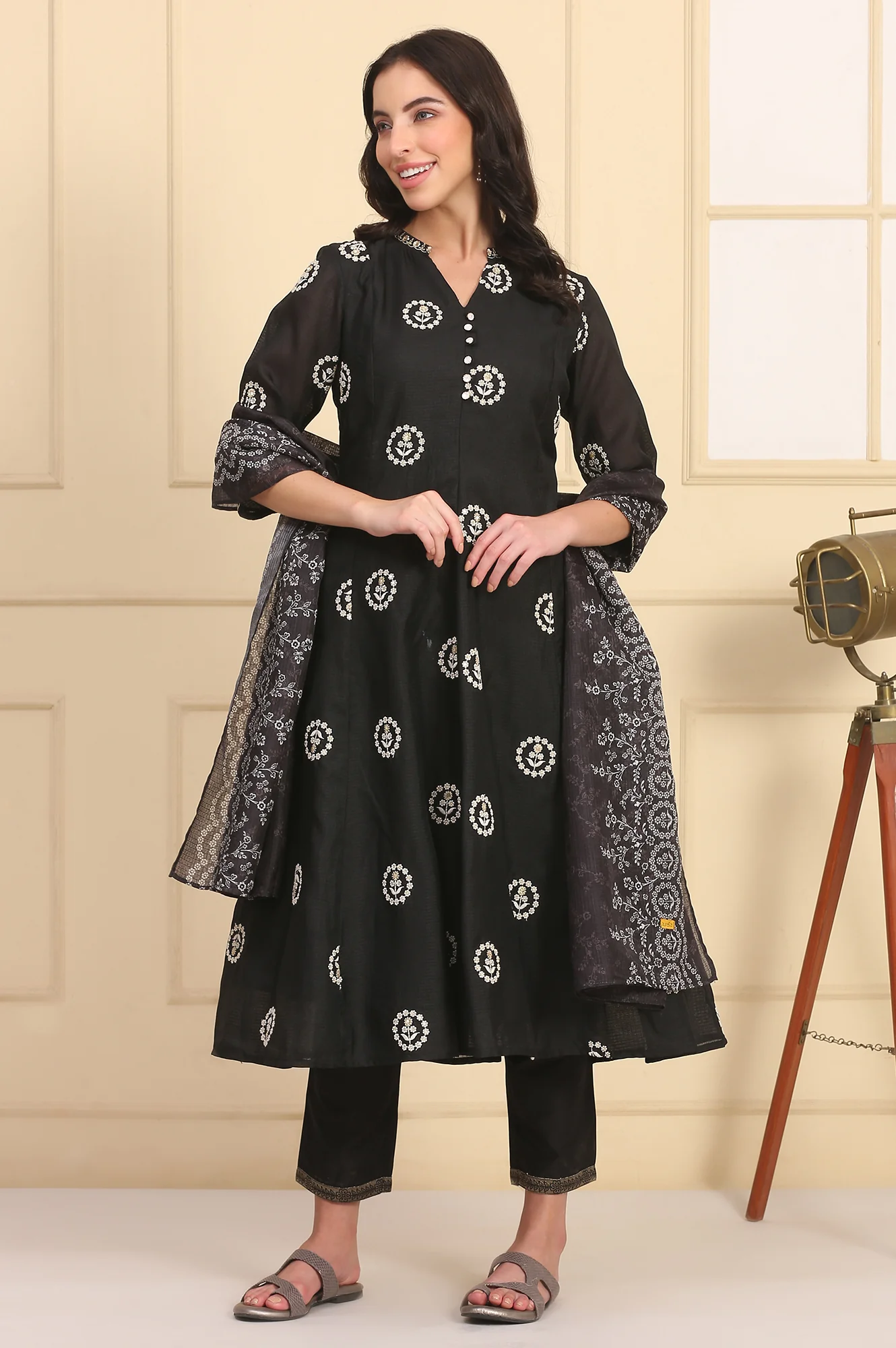 Black Solid Schiffli Embroidered Flared Kurta, Trousers and Dupatta Set - Image 2