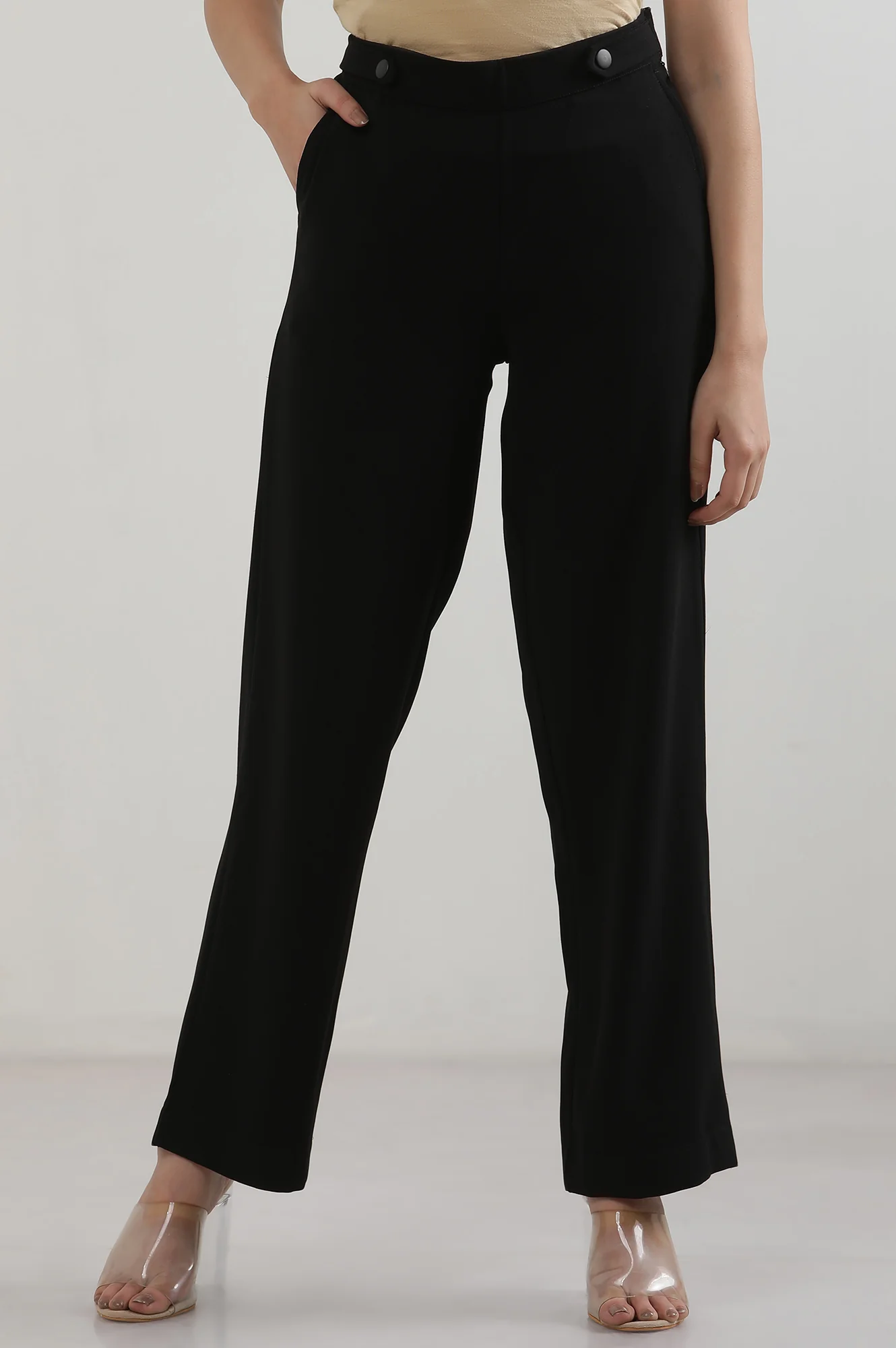 Black Solid Straight Fit Woven Pants With Zipper Closure - Image 3