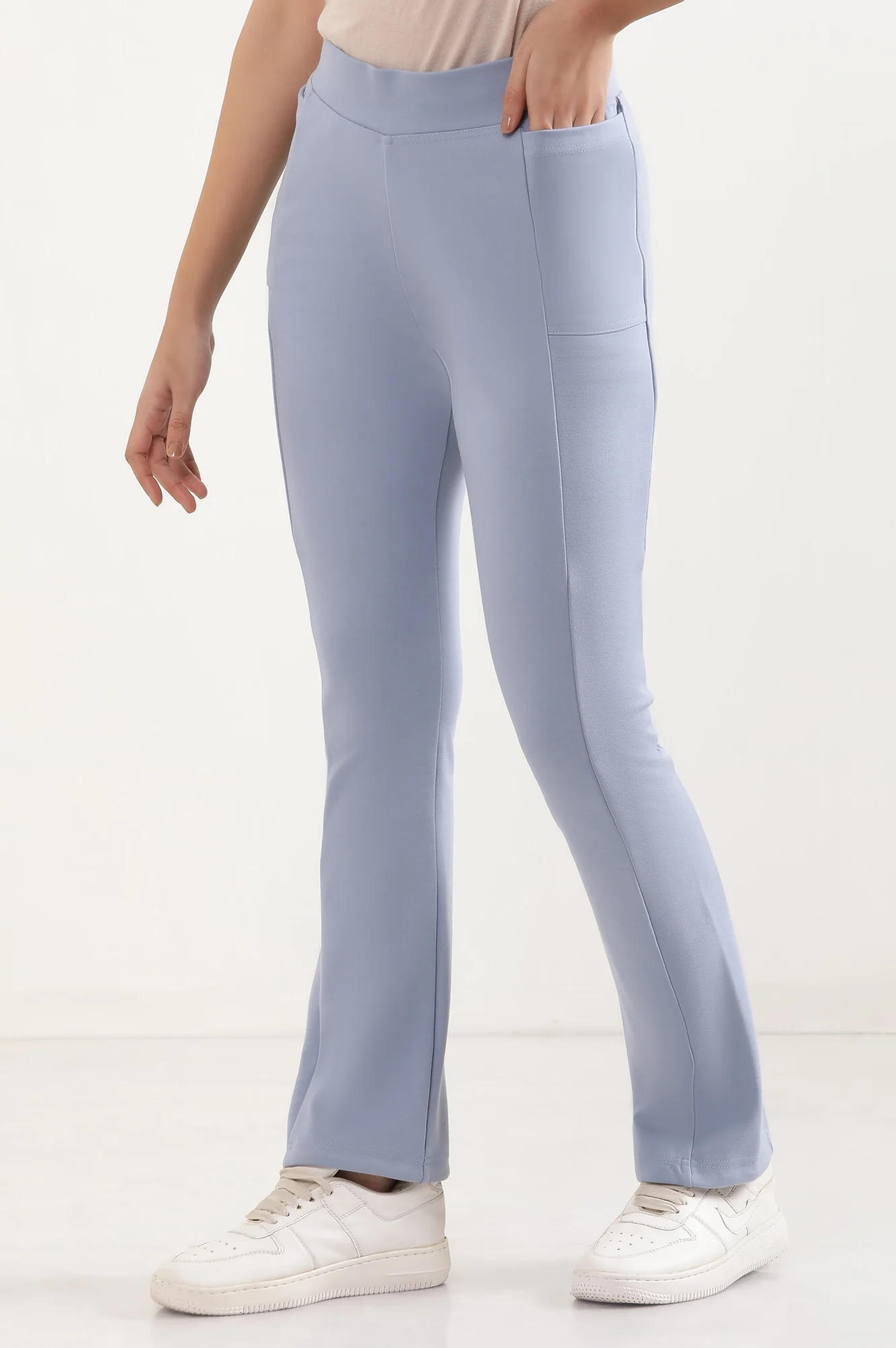 Blue Solid Flared Pants With Elasticated Waist - Image 3