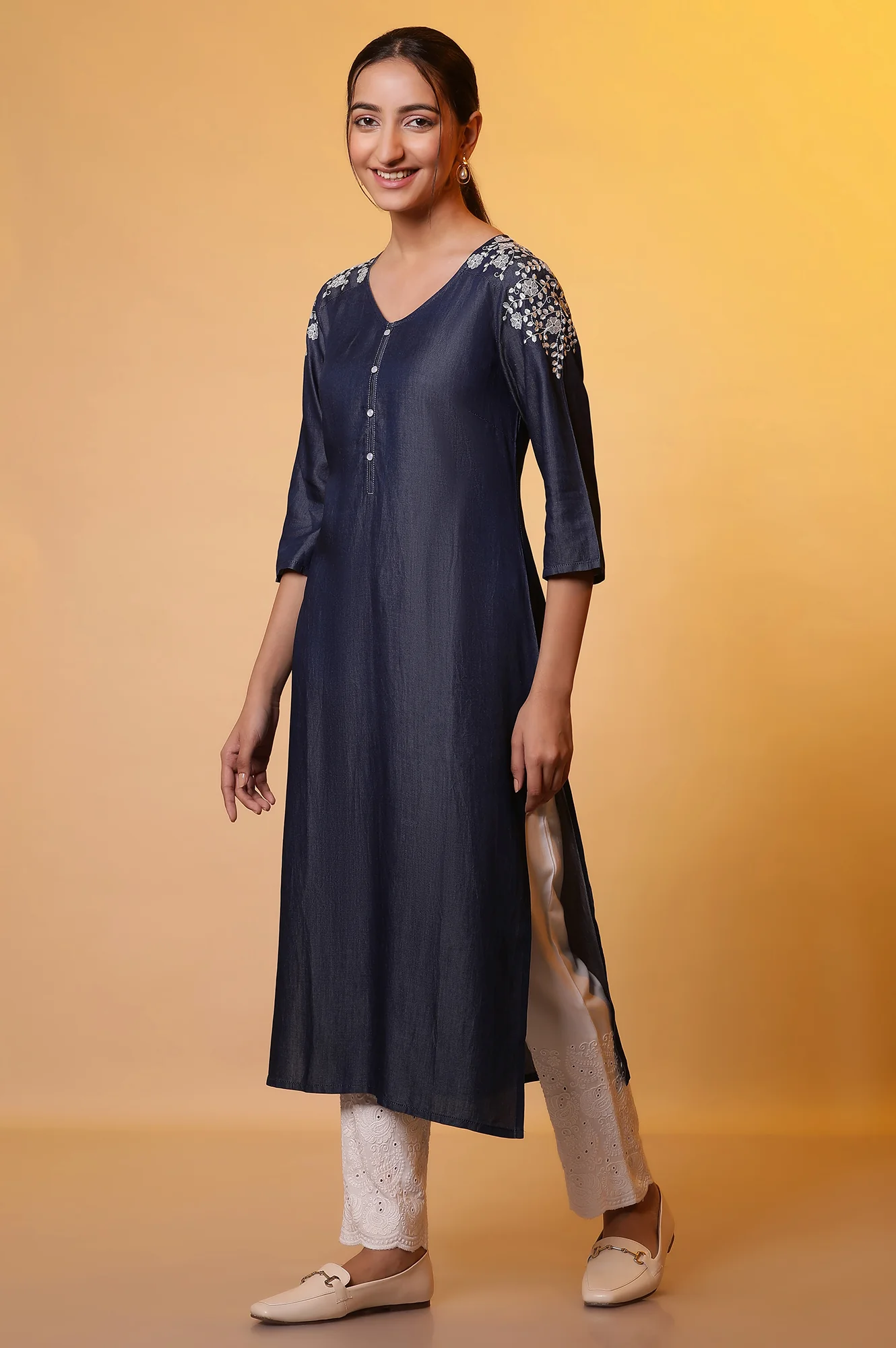 Blue Denim Floral Embroidered Kurta - Image 3