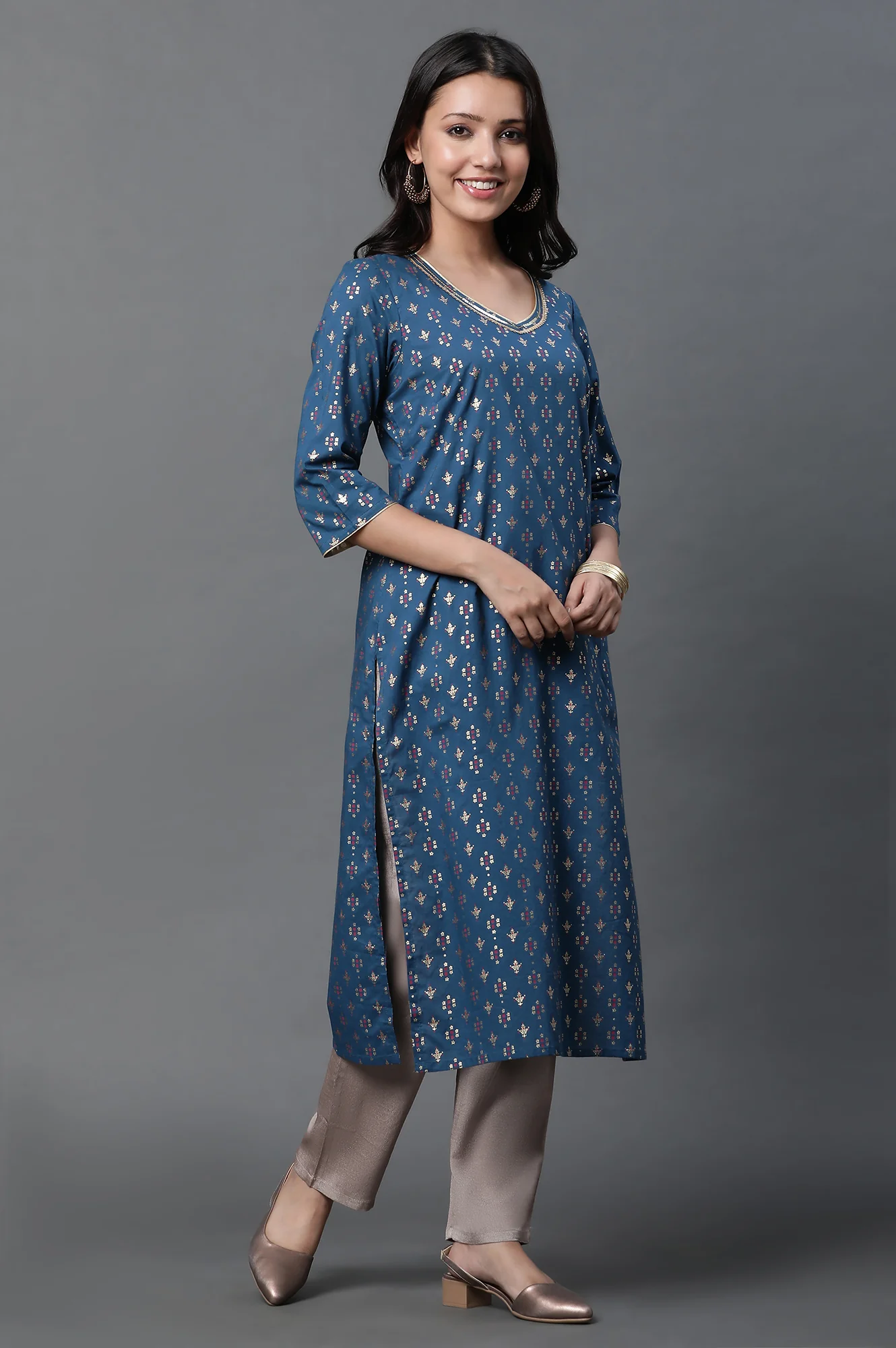 Blue Embellished Straight Kurta - Image 6