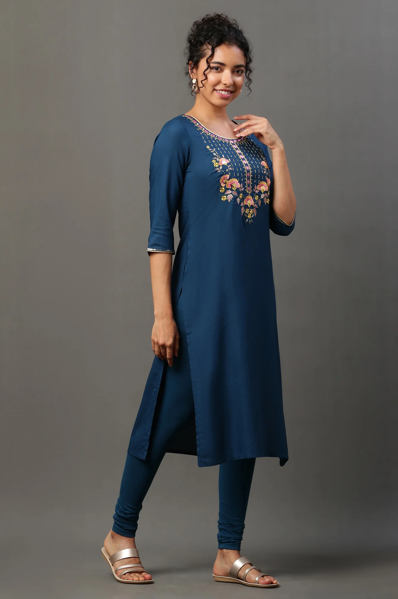 Blue Embroidered Festive Kurta - Image 5