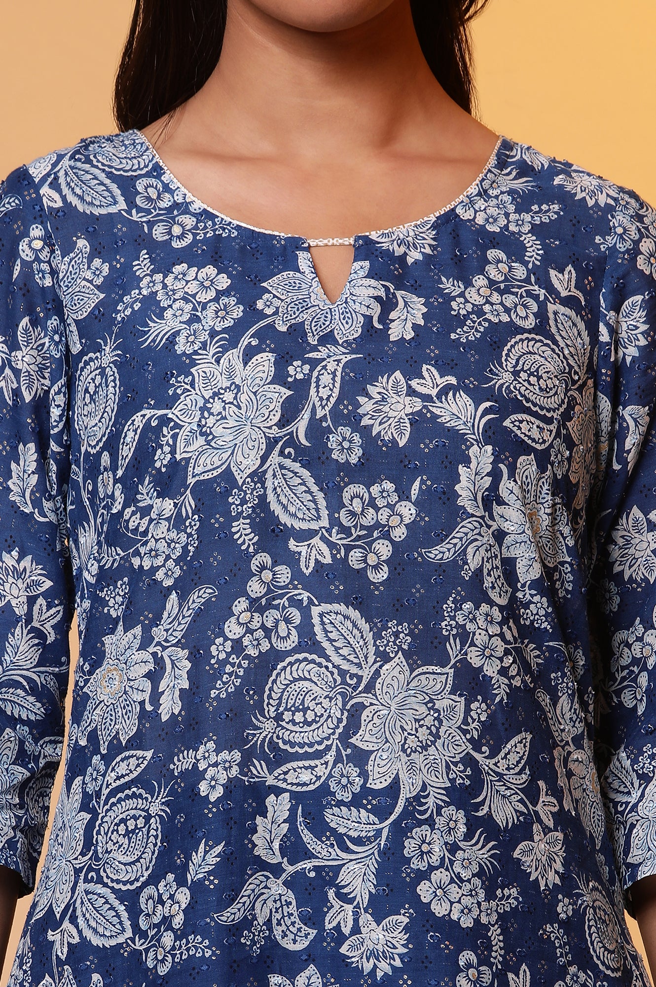 Blue Floral Foil Print A-Line Cotton Kurta - Image 7