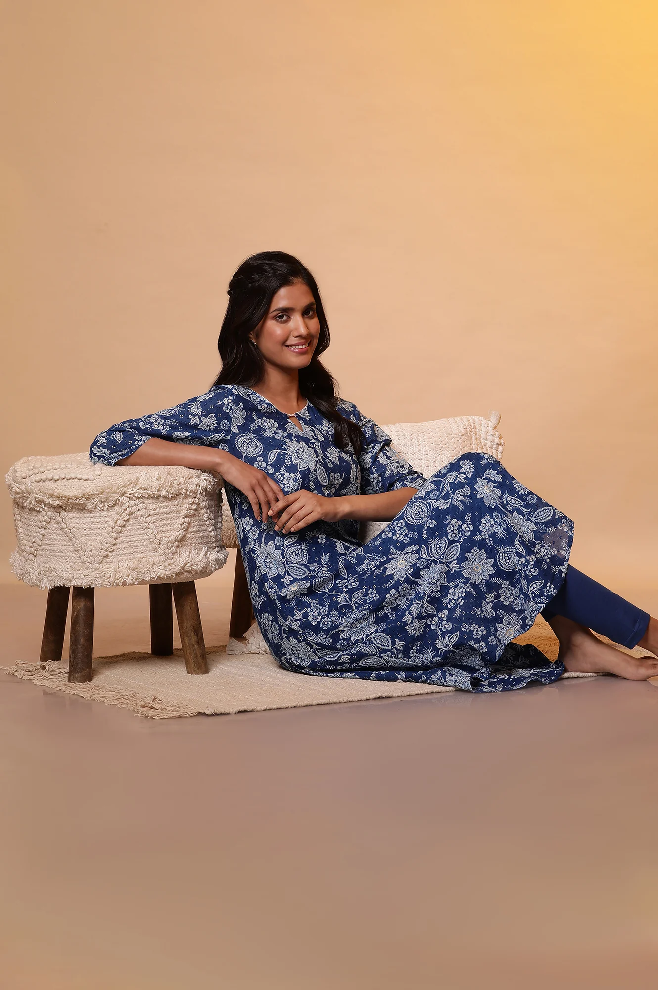 Blue Floral Foil Printed A-line Kurta - Image 2