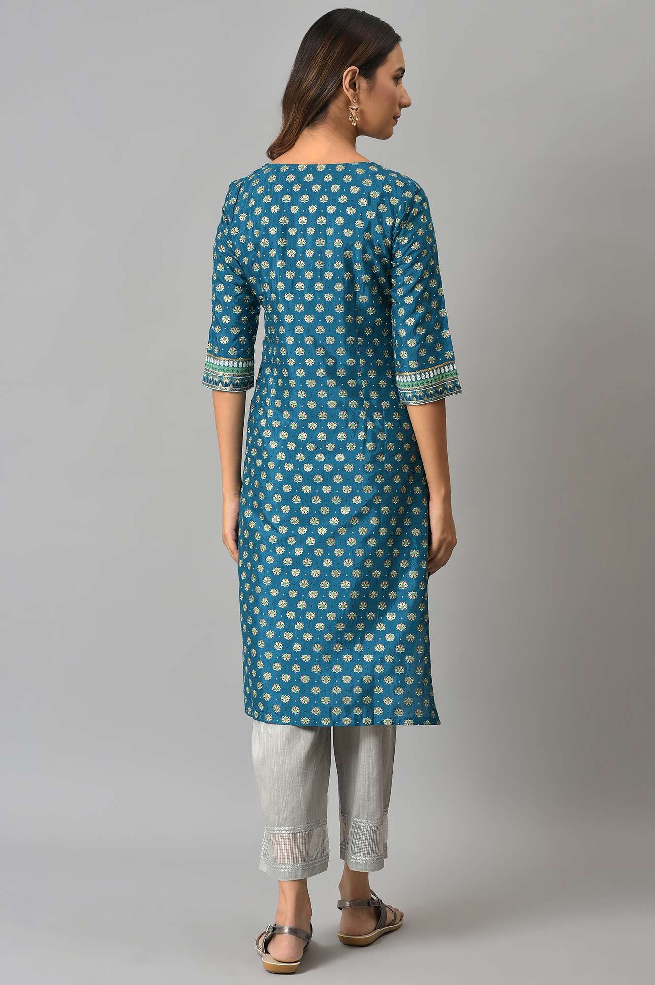 Blue Floral Motif Sequin kurta - Image 2