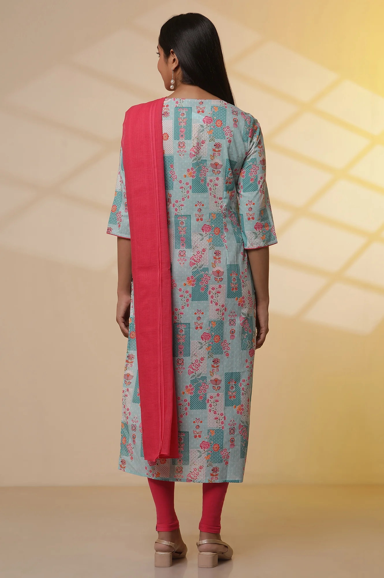Blue Floral Printed Kurta, Tights and Dupatta Set - Image 4