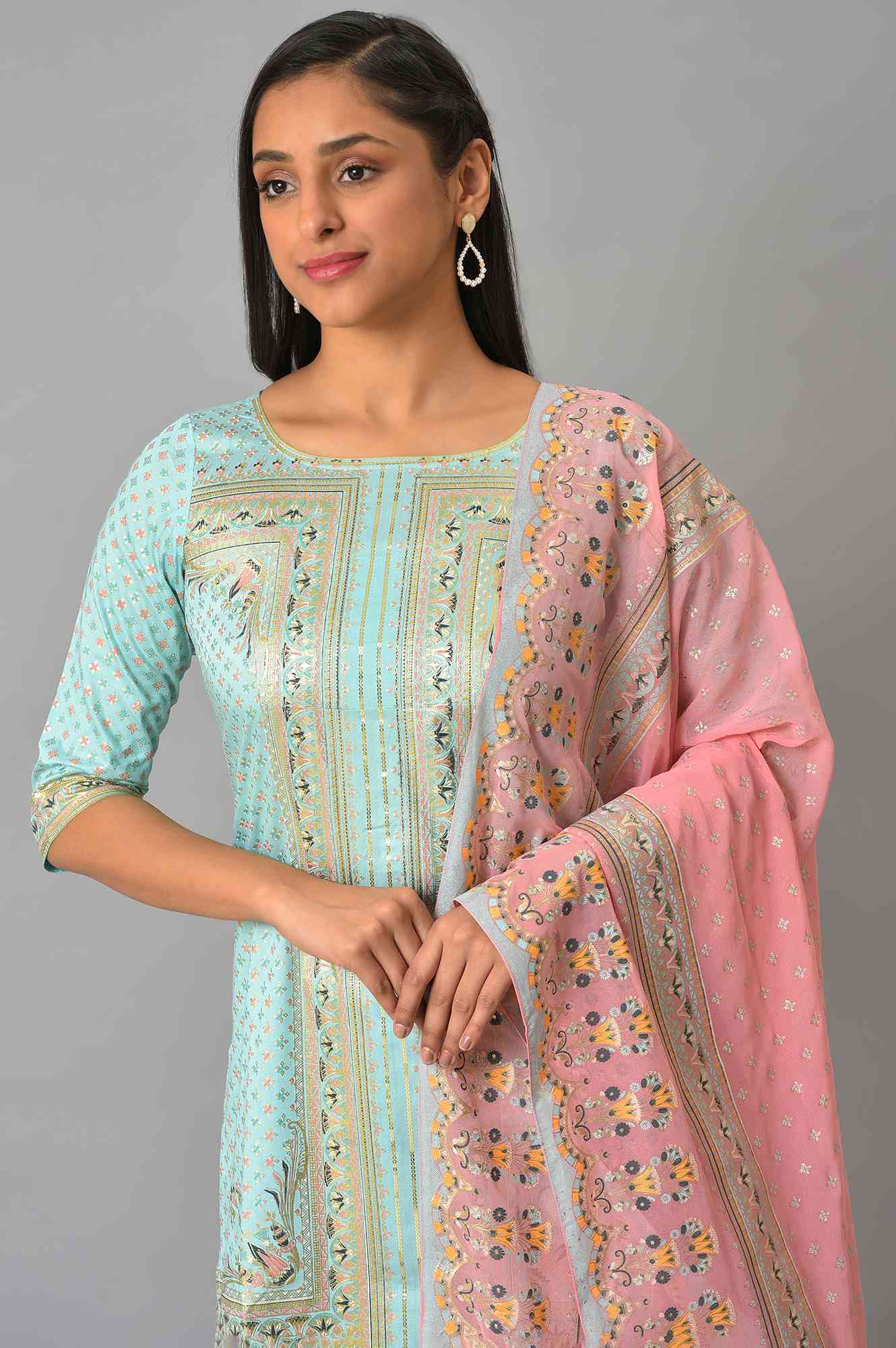 Blue Floral Printed Kurta With Pink Net Sharara And Dupatta - Image 5