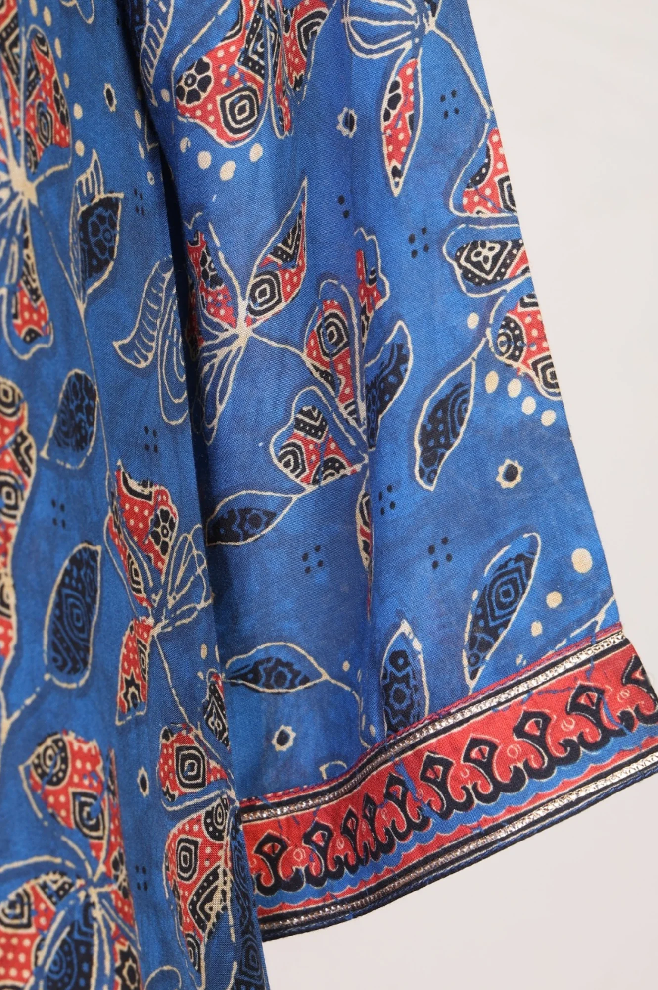 Blue Floral Printed Piping Straight Kurta - Image 6