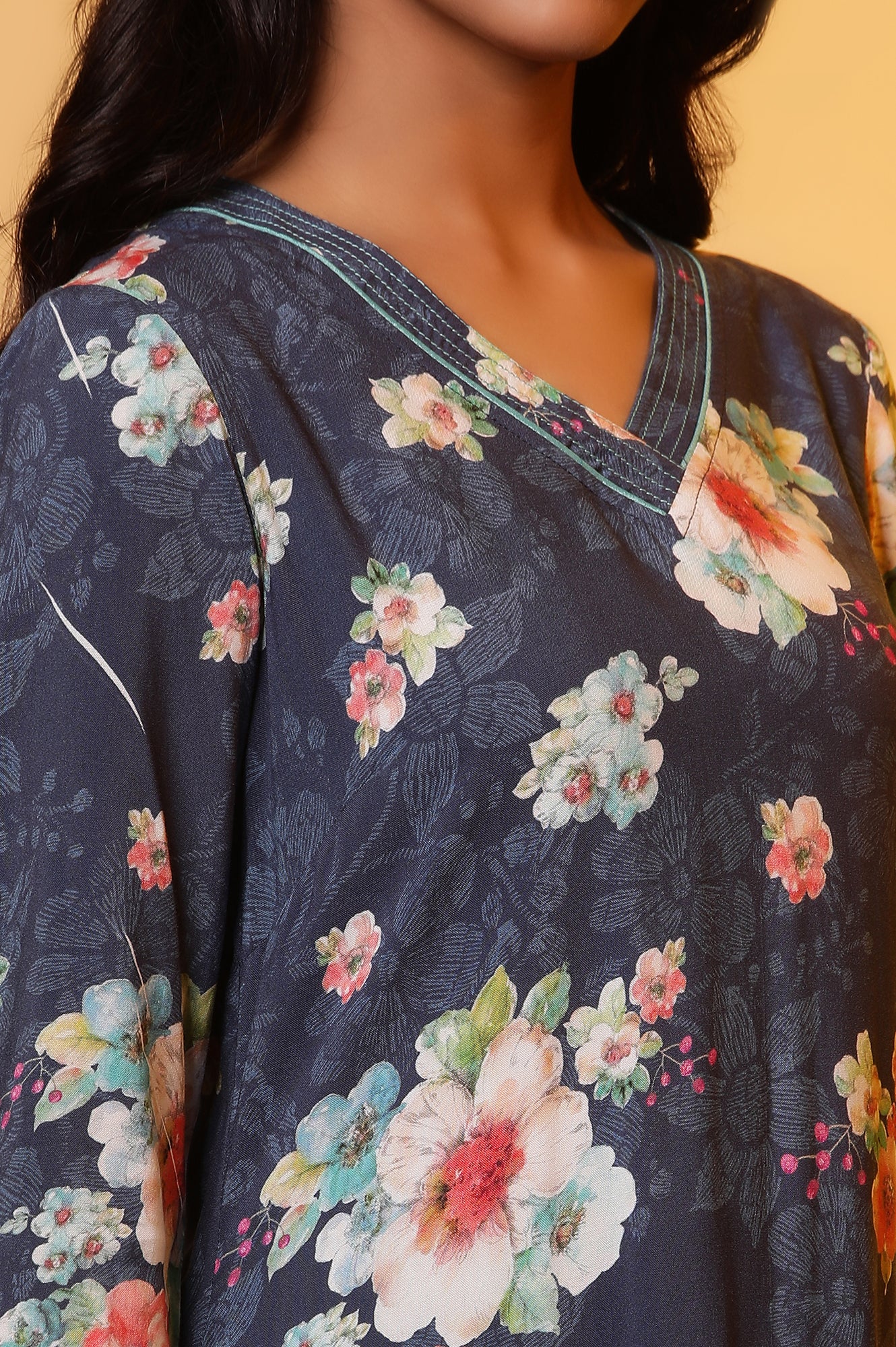 Blue Floral Printed Straight Kurta - Image 7