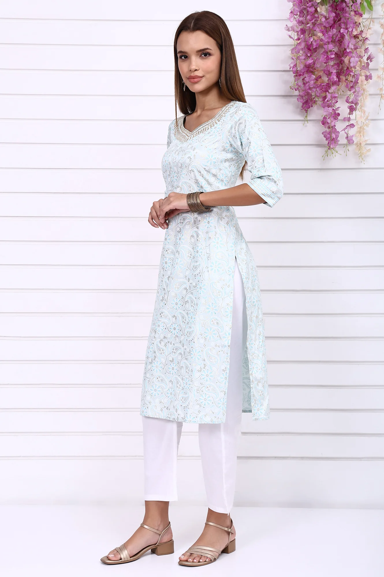 Blue Foil Printed Straight Kurta with Embroidered Neck - Image 4