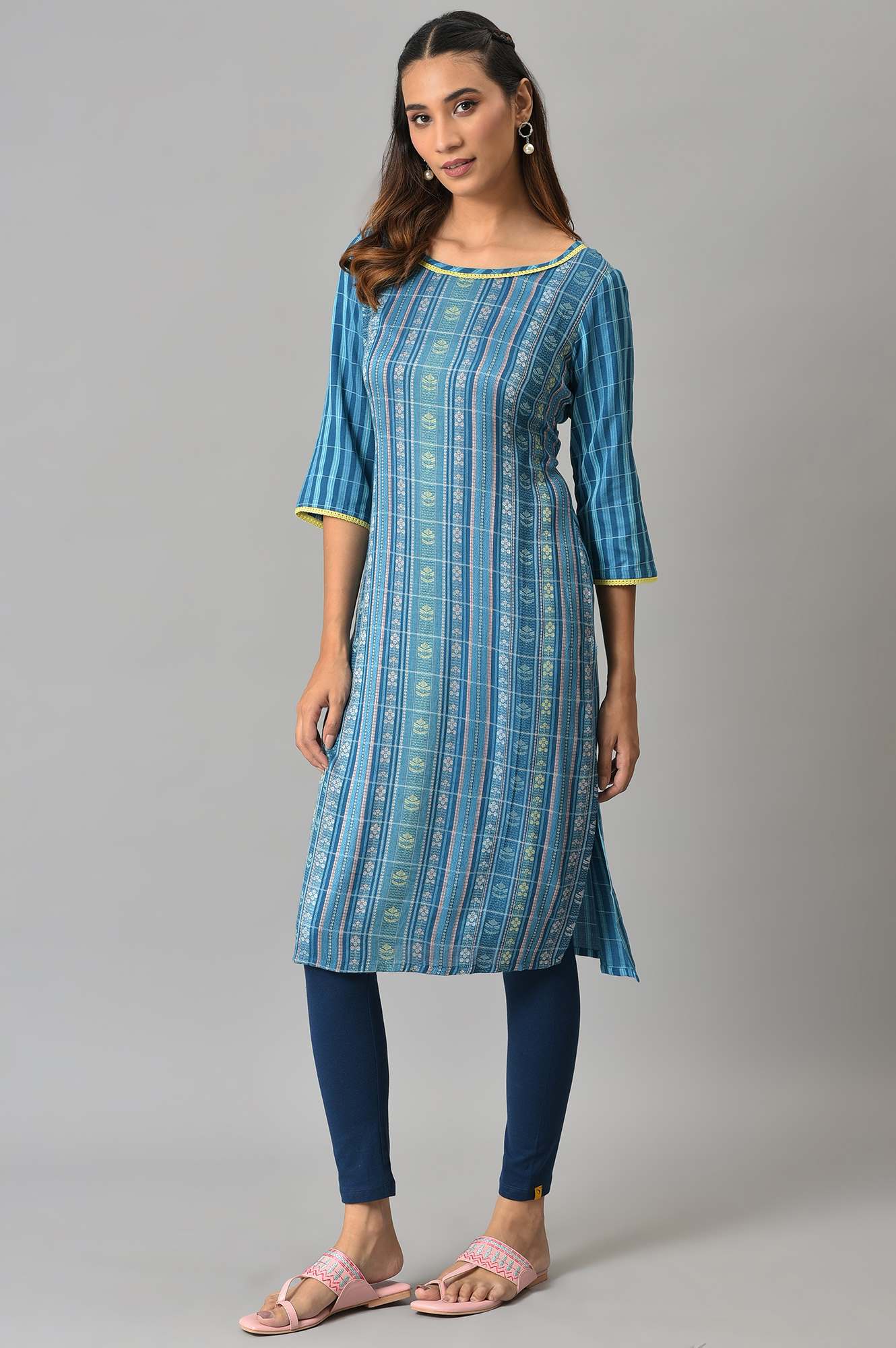 Blue Geometric Floral Motifs Straight Dobby Kurta - Image 3