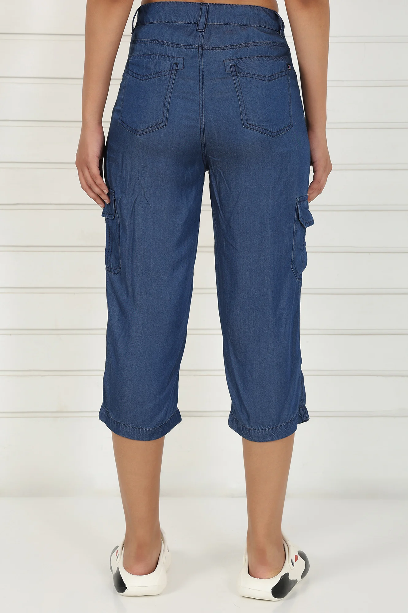 Blue Linen Lyocell Mid Rise Calf Length Capri with YKK Zipper - Image 4