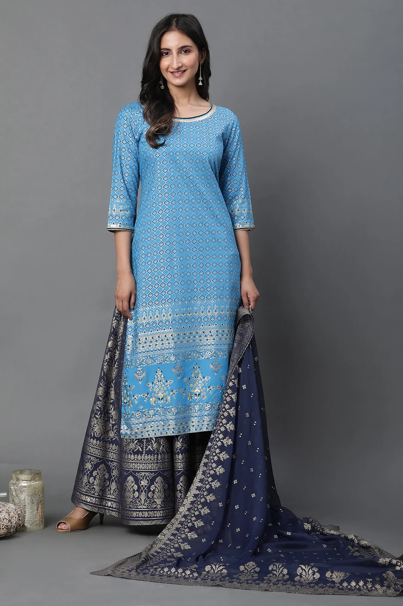 Blue Printed Foil Print Straight Woven Kurta - Image 6