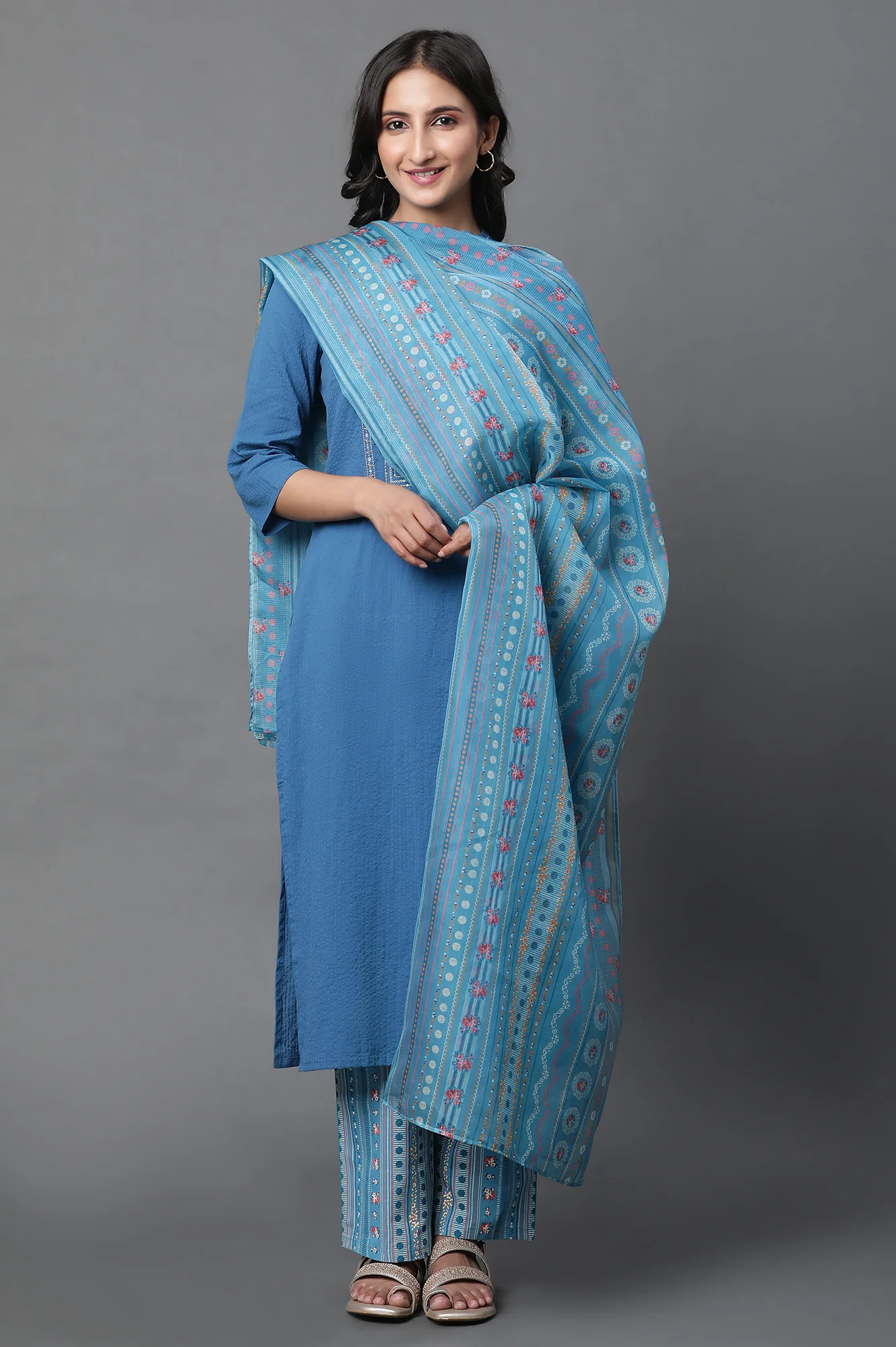 Blue Sheer Oranga Floral Printed Dupatta - Image 3