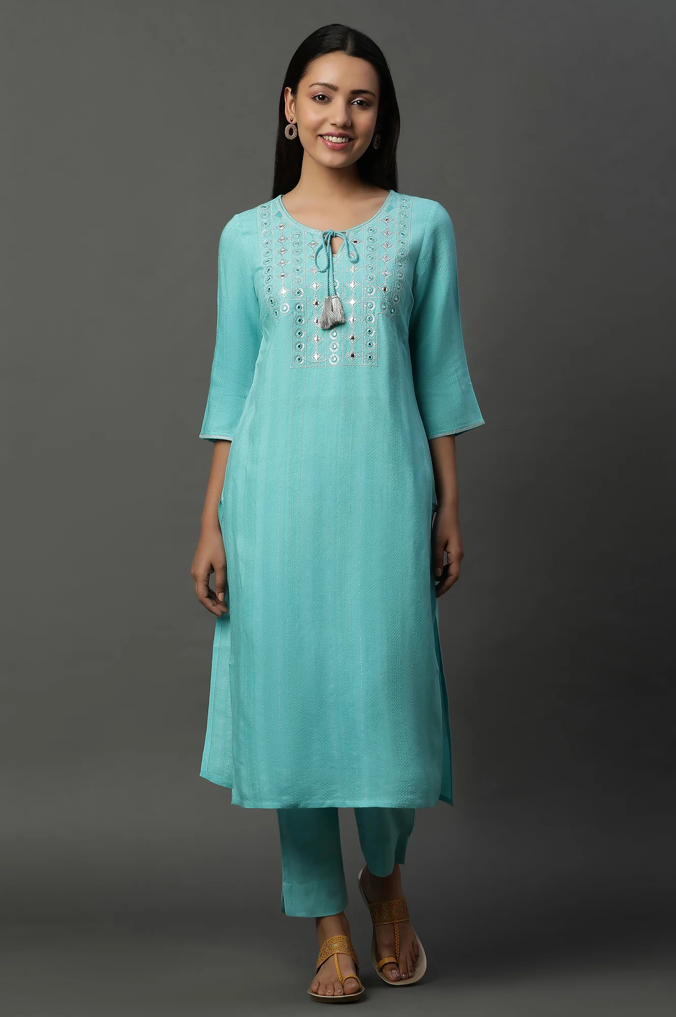 Blue Solid Mirror Embroidered Straight Woven Kurta - Image 2