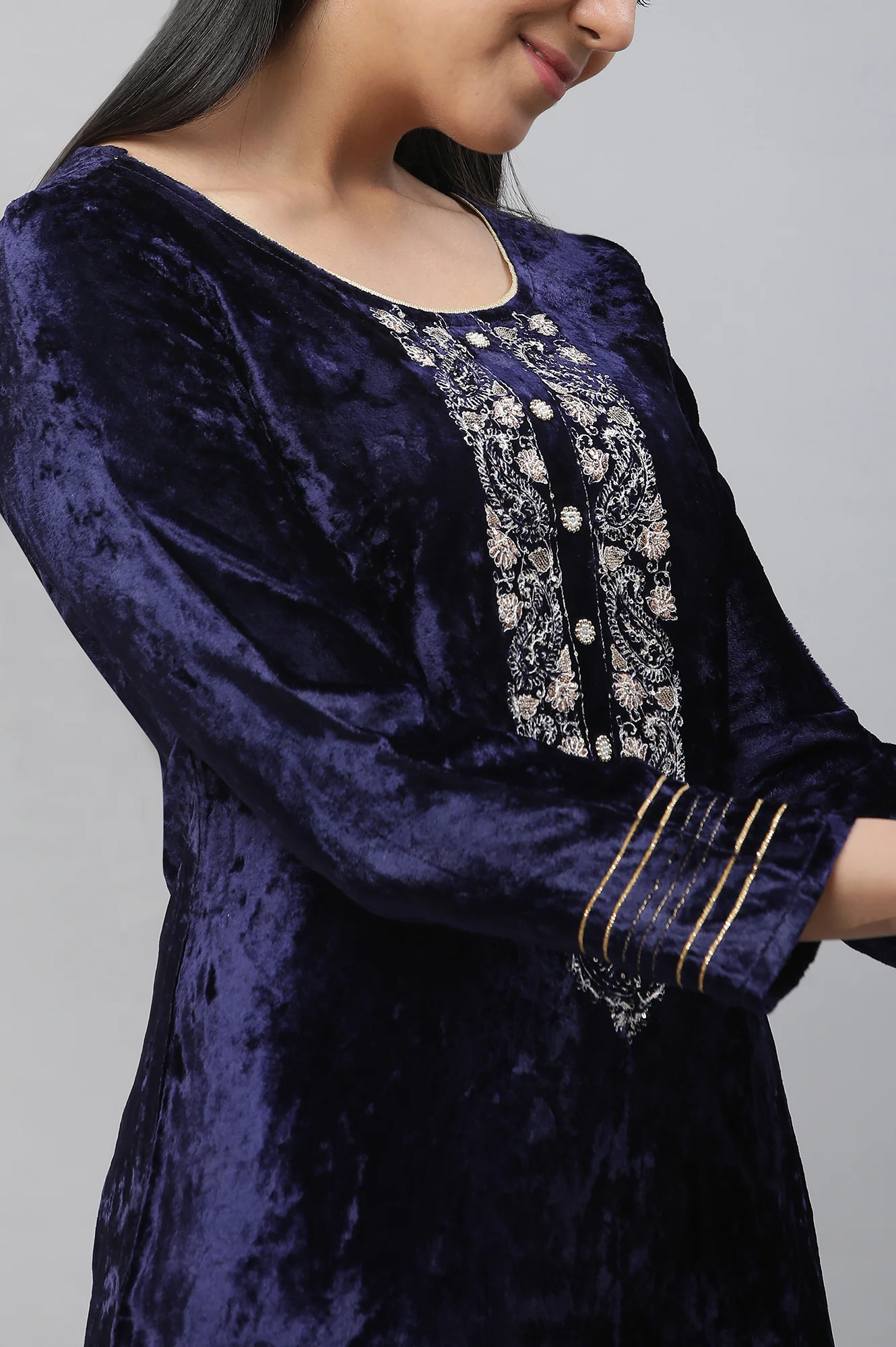 Blue Velvet Embellished Kurta & Palazzo Set - Image 7
