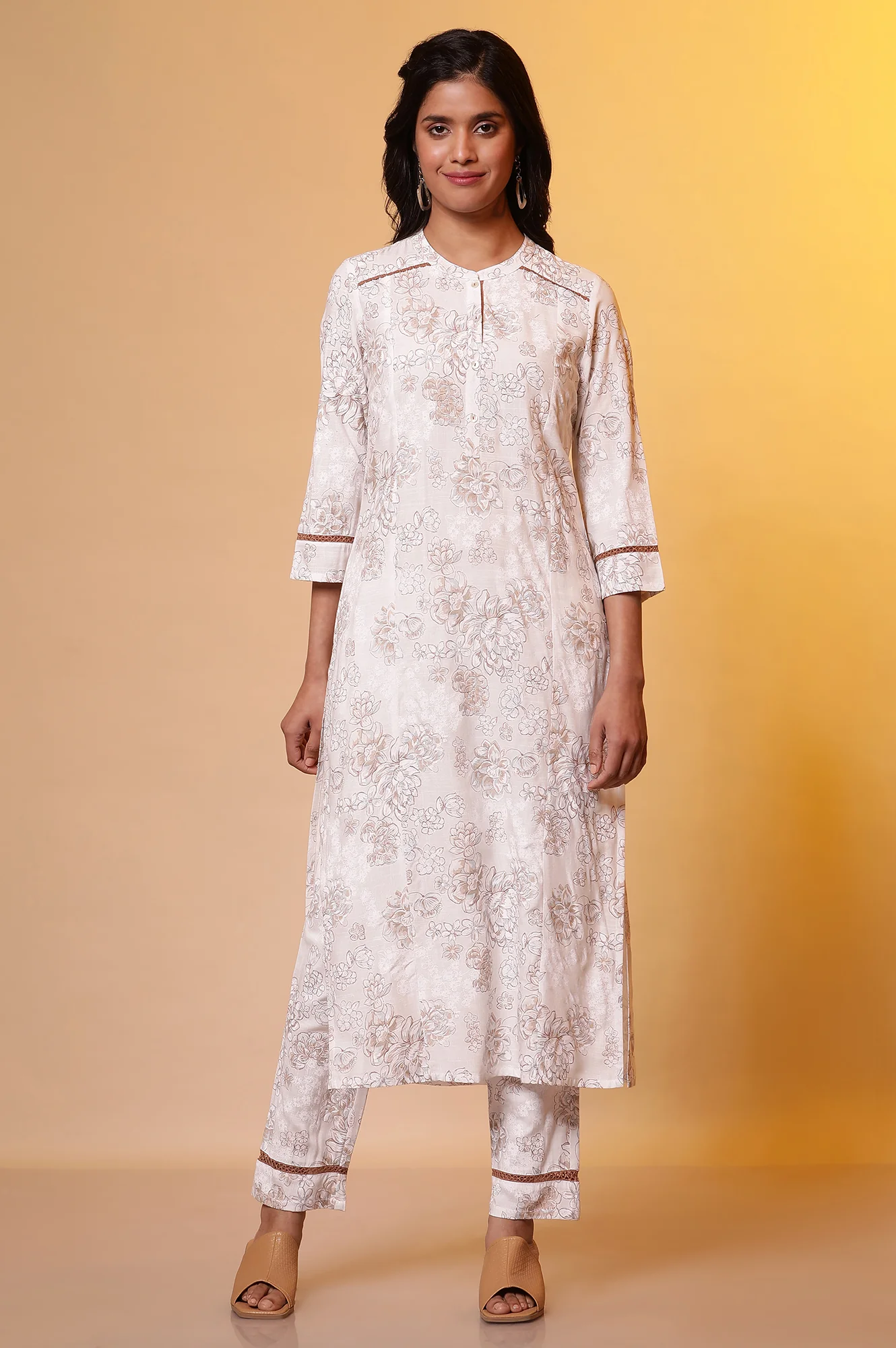 Cream Embroidered Festive Kurta, Palazzo Pants and Organza Dupatta - Image 2
