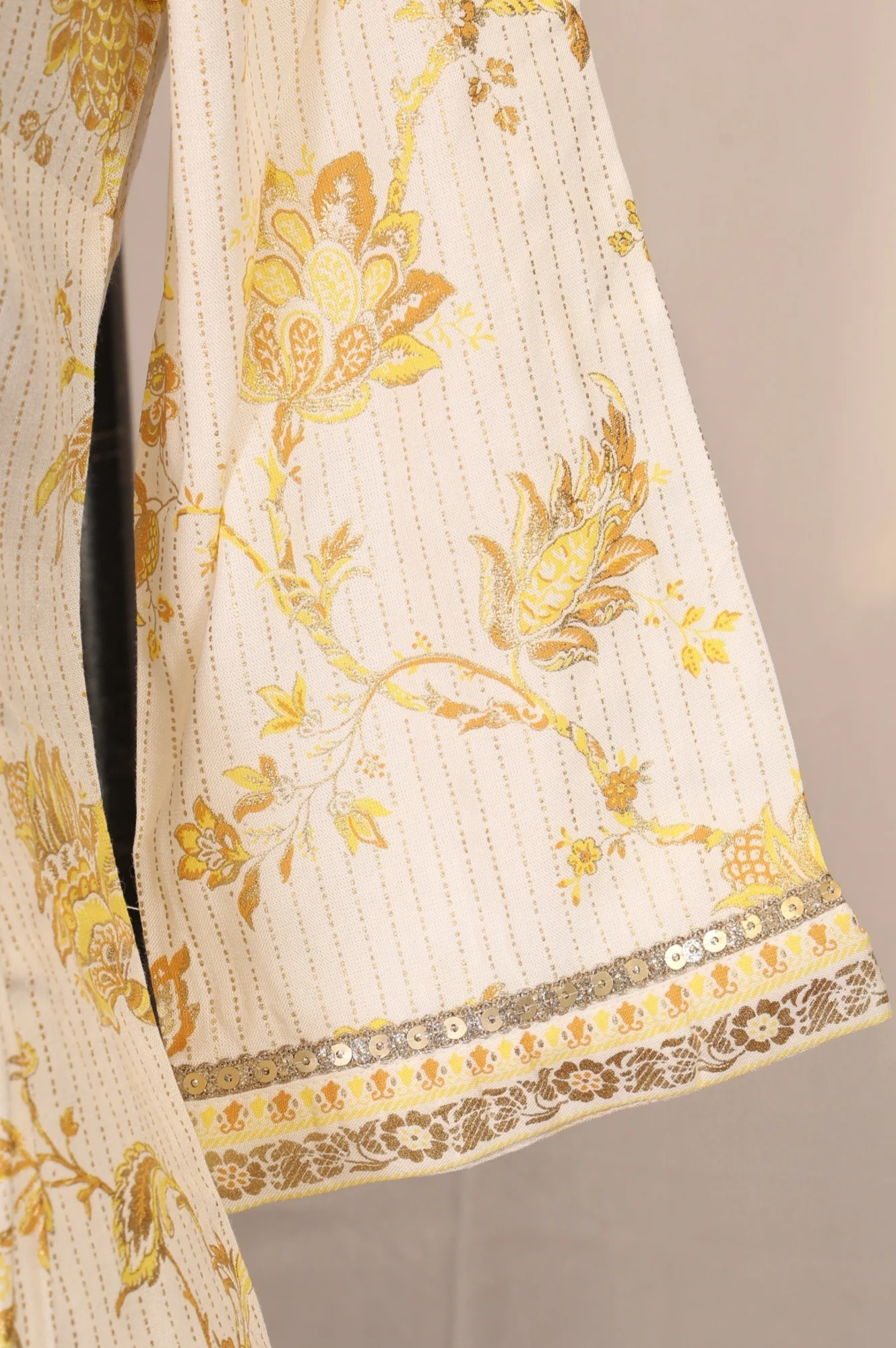 Cream Floral Printed Sequins Straight Kurta with Salwar and Dupatta Set - Image 5