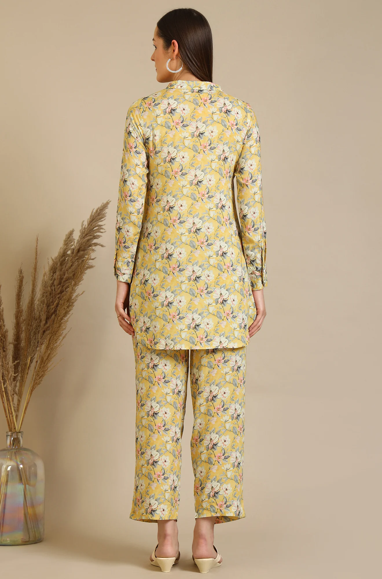 Yellow Floral Printed Viscose Straight Kurta & Palazzo Set - Image 6
