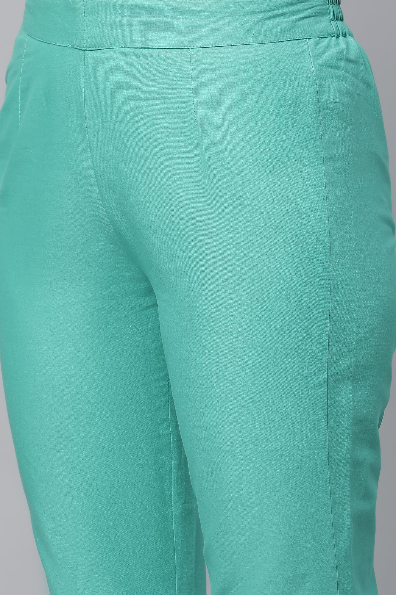 Green Cotton Printed kurta & Trouser Set - Image 8