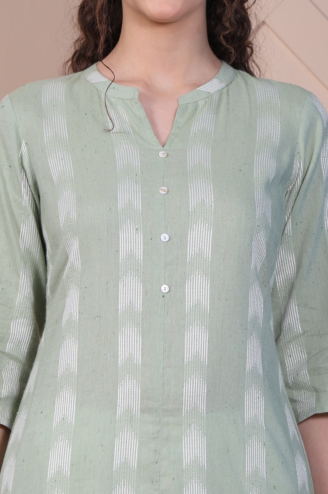 Green Dobby A-line Casual Kurta in Mandarin Collar - Image 3