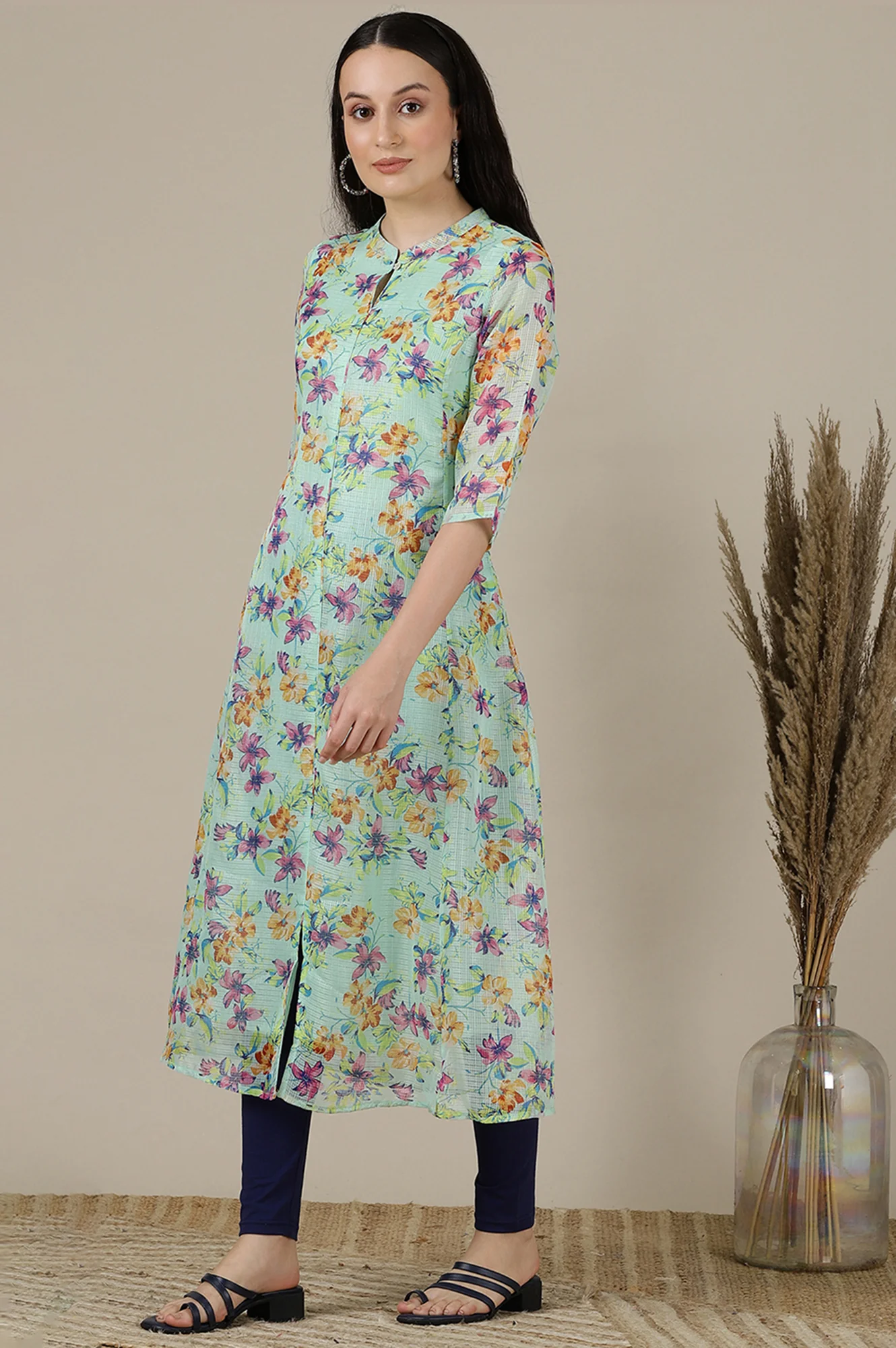 Green Floral Printed A-line Kota Kurta - Image 4