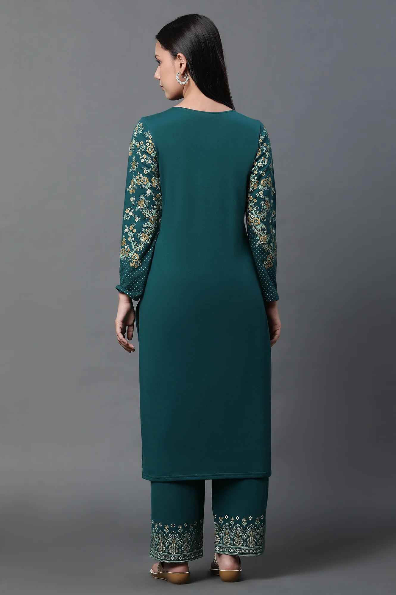 Green Floral Printed Ethnic Kurta and Palazzo Winter Set - Image 4