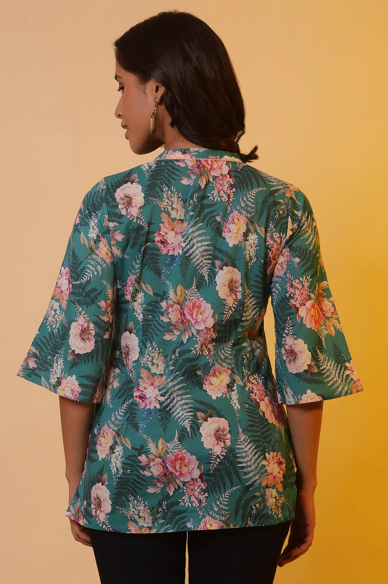 Green Floral Printed Short Kurti - Image 3