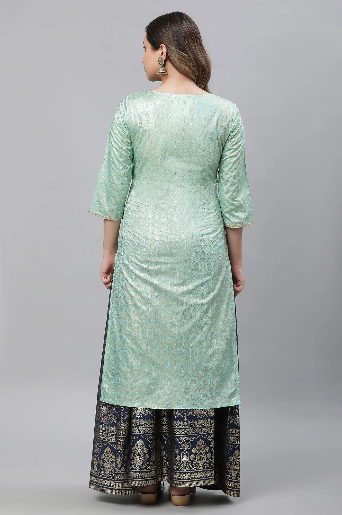 Green Foil Printed Embellished Kurta - Image 3
