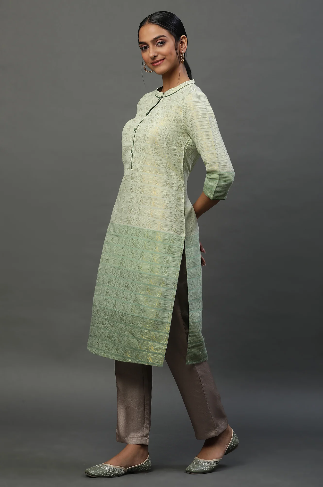 Green Geometric Print Zari Straight Cotton Kurta - Image 3