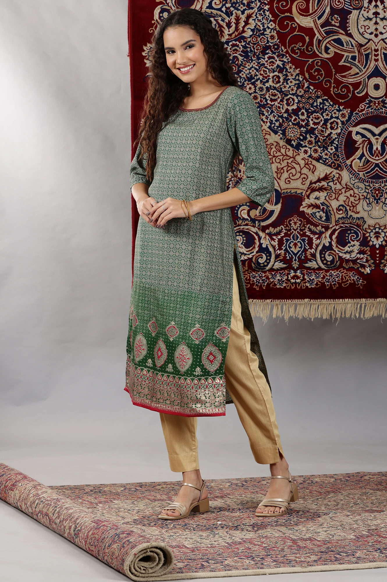 Green Ombre Abstract Printed Straight Kurta - Image 7