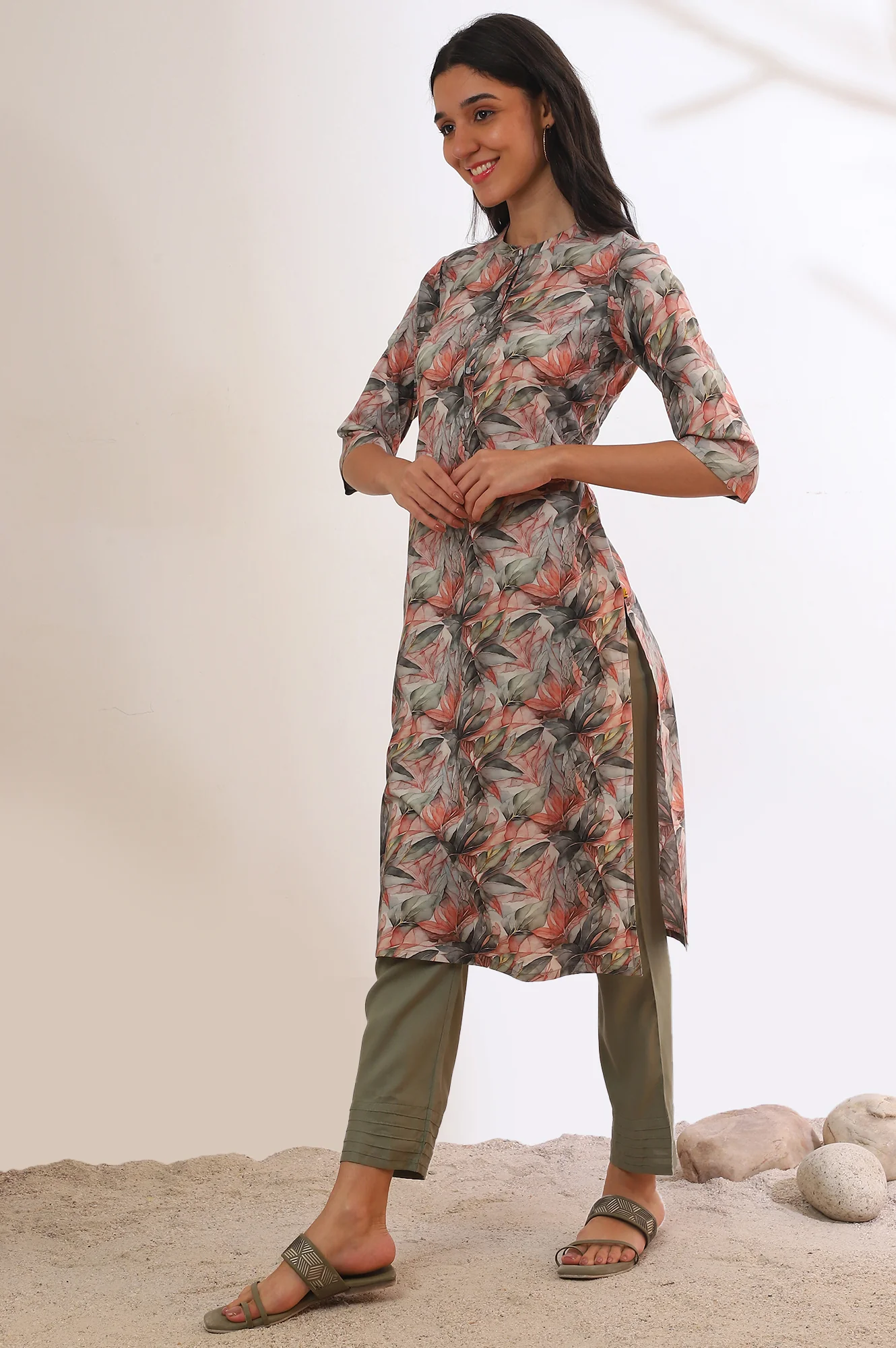 Green Printed Straight Pure Cotton Kurta - Image 5
