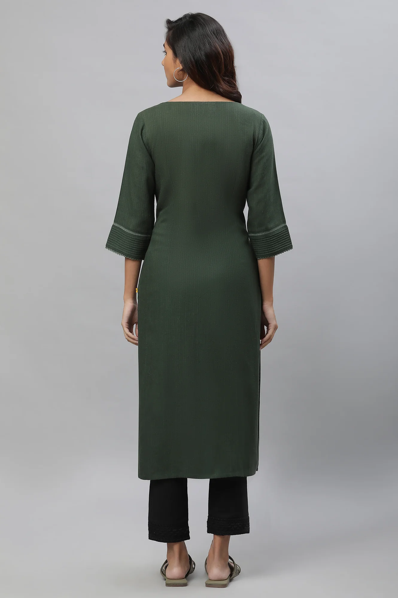 Green Solid Lace Trim Straight Rayon Kurta - Image 4