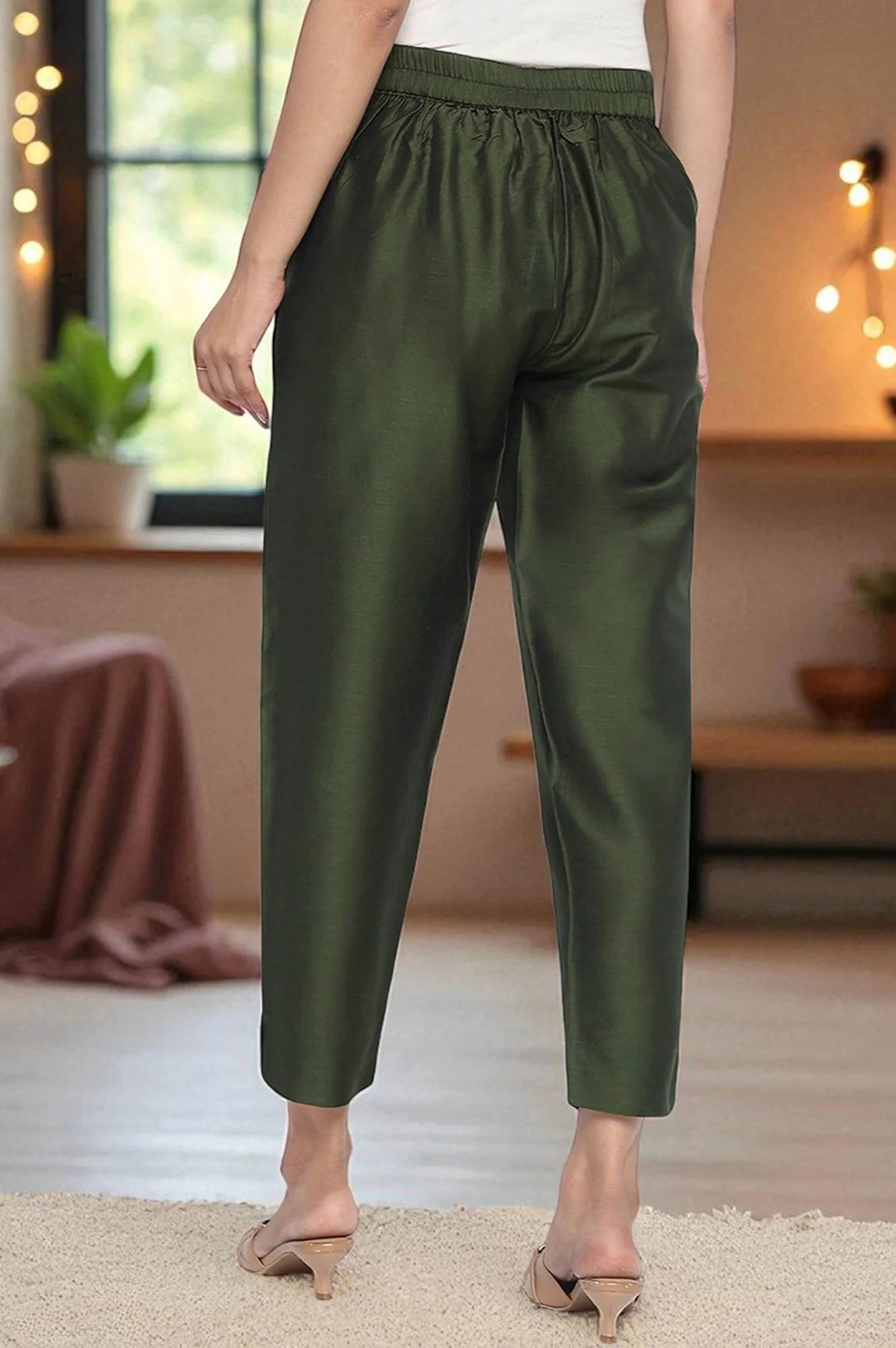 Green Solid Mid Rise Slub Trousers in Ankle Length - Image 4