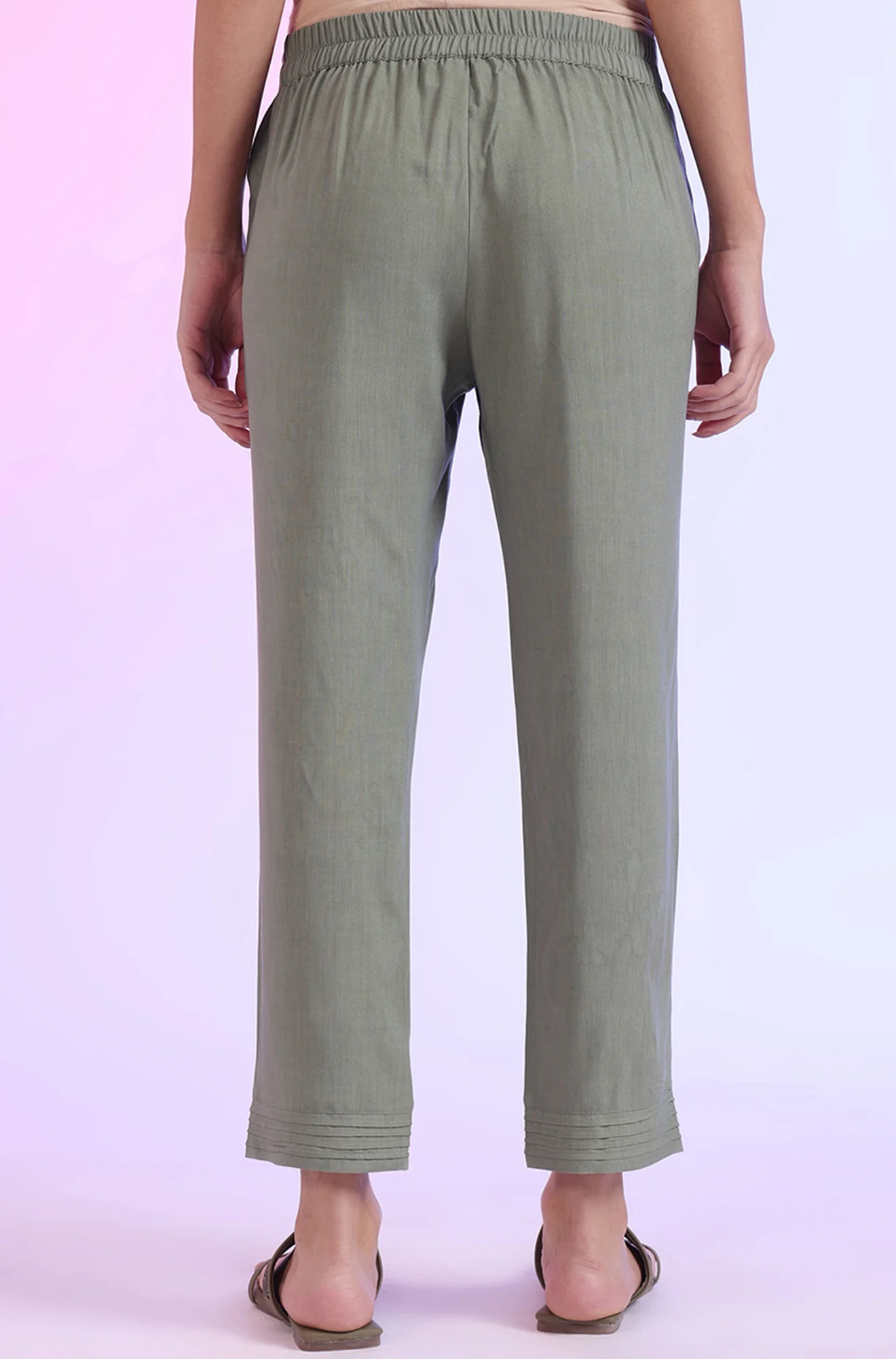 Green Solid Straight Rayon Trousers - Image 7