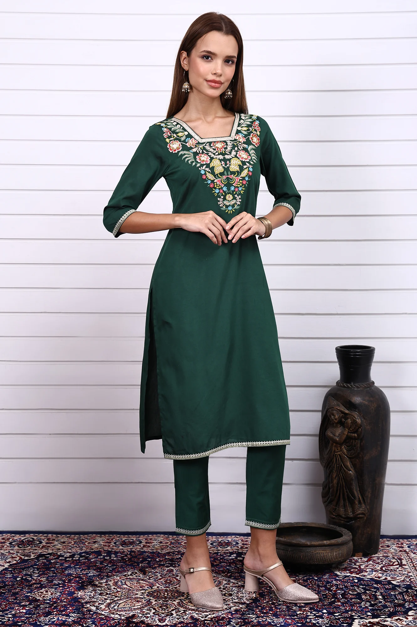 Green Thread Embroidery Straight Kurta, Trousers and Dupatta Set - Image 6