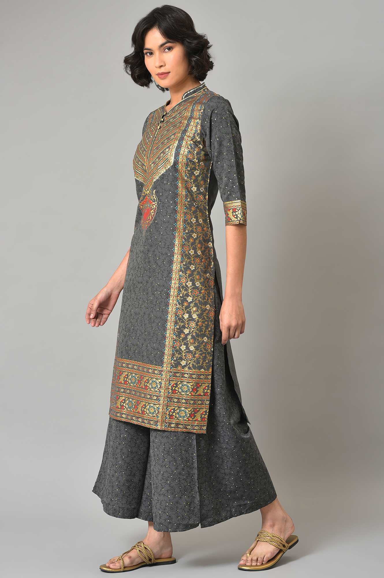 Green Zari Embroidered Winter Kurta and Pants Set - Image 2
