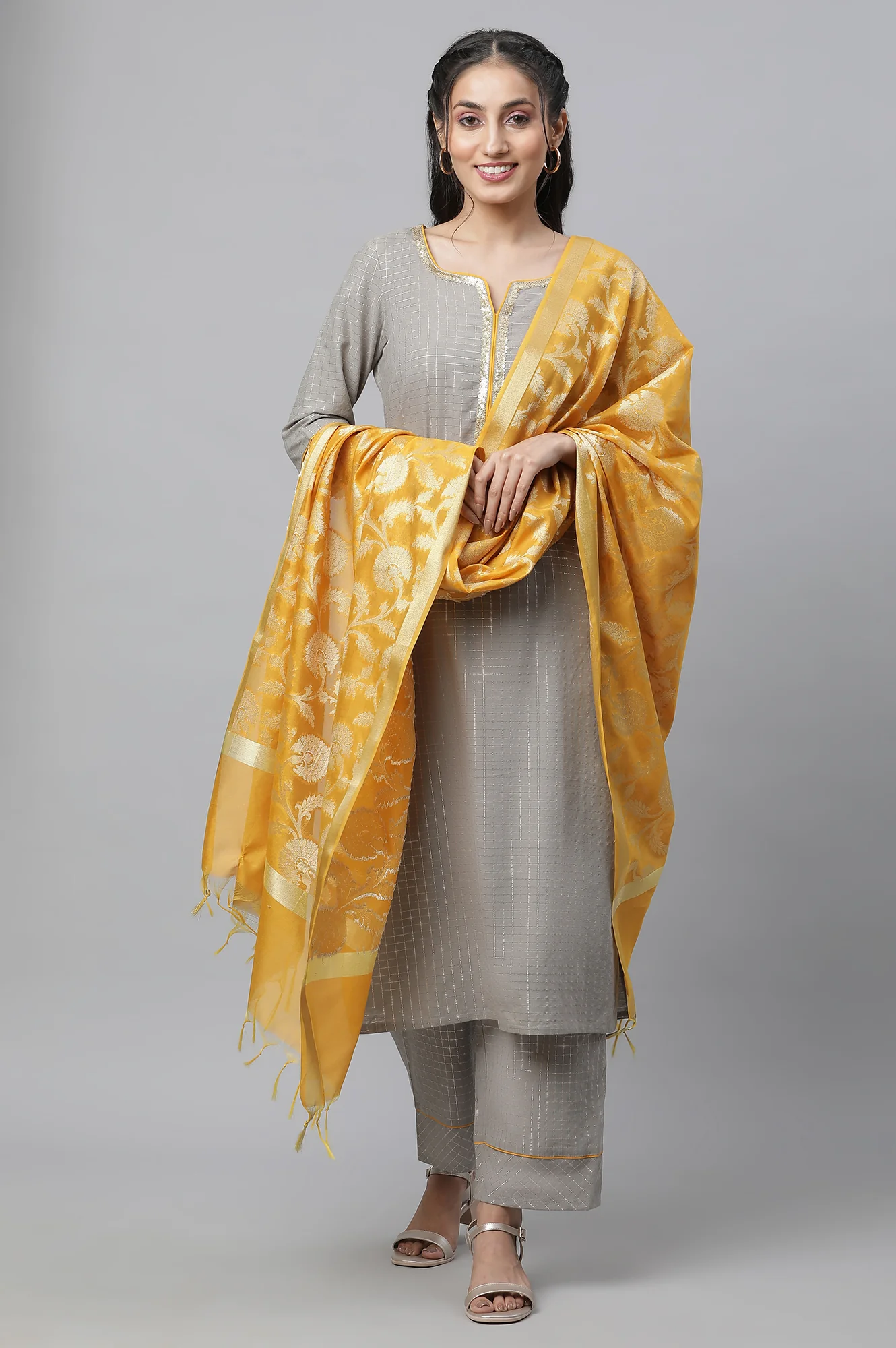 Grey Embellished Kurta, Pants & Dupatta - Image 3