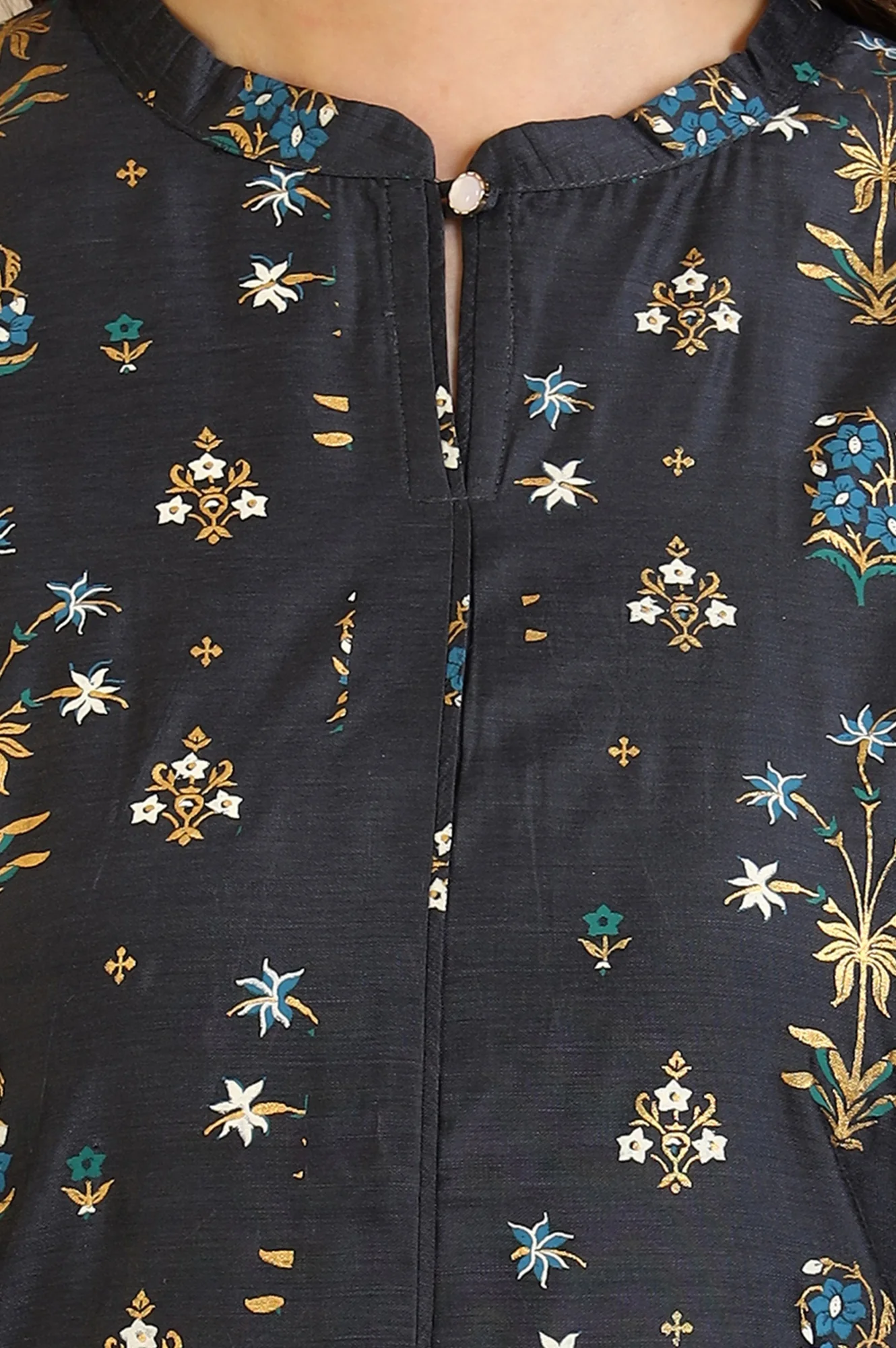 Grey Floral Printed A-line Chanderi Kurta - Image 2